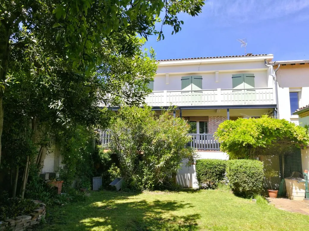 Charmante maison avec dépendance, garage et jardin à Moissac - Centre-ville