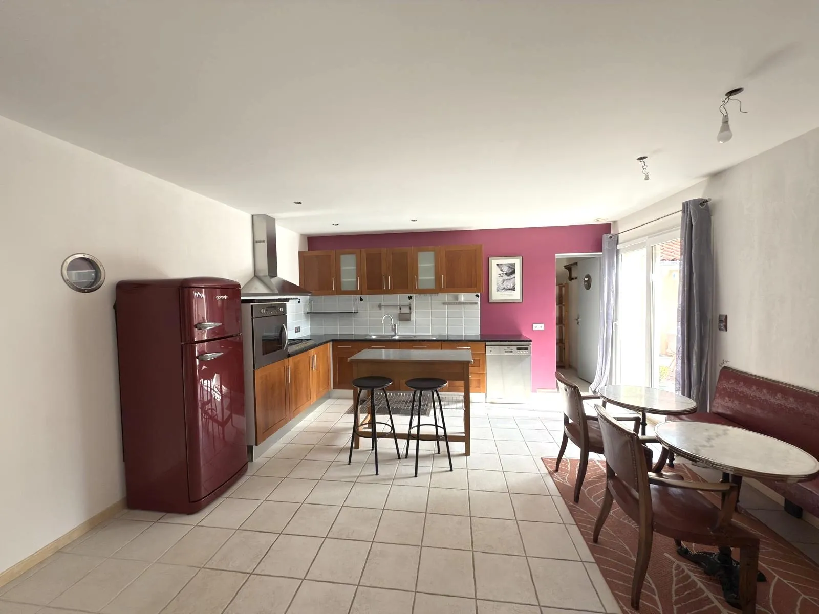 Villa 4 pièces avec piscine, dépendances et garage à Fontanes 