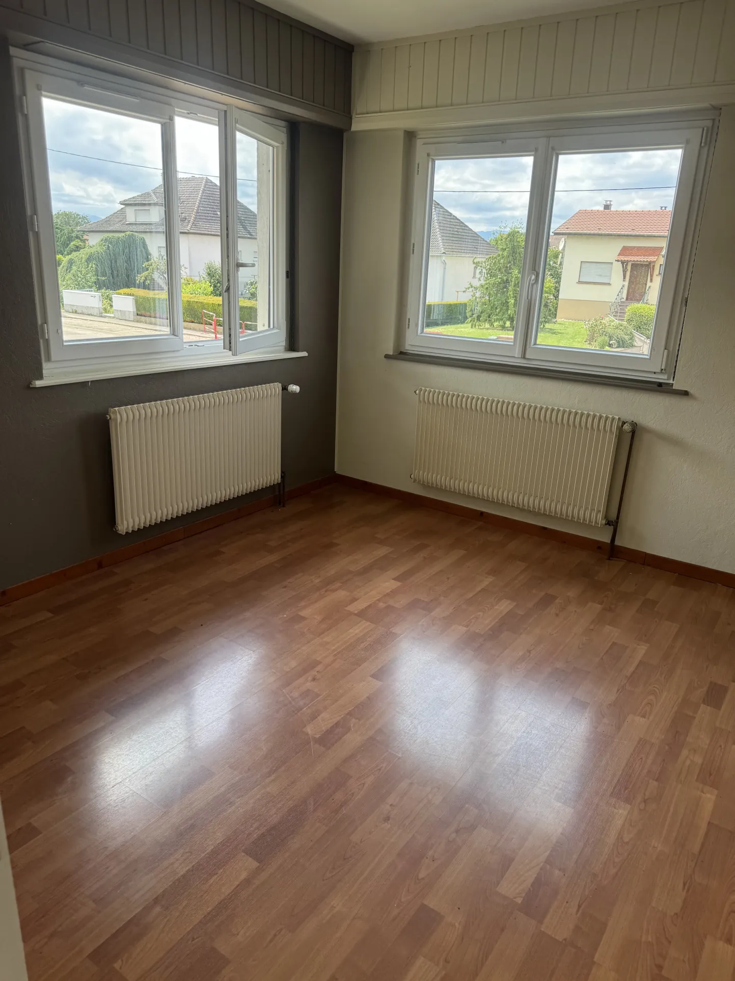 Vente de deux maisons et terrain constructible à Guebwiller, secteur bucolique 