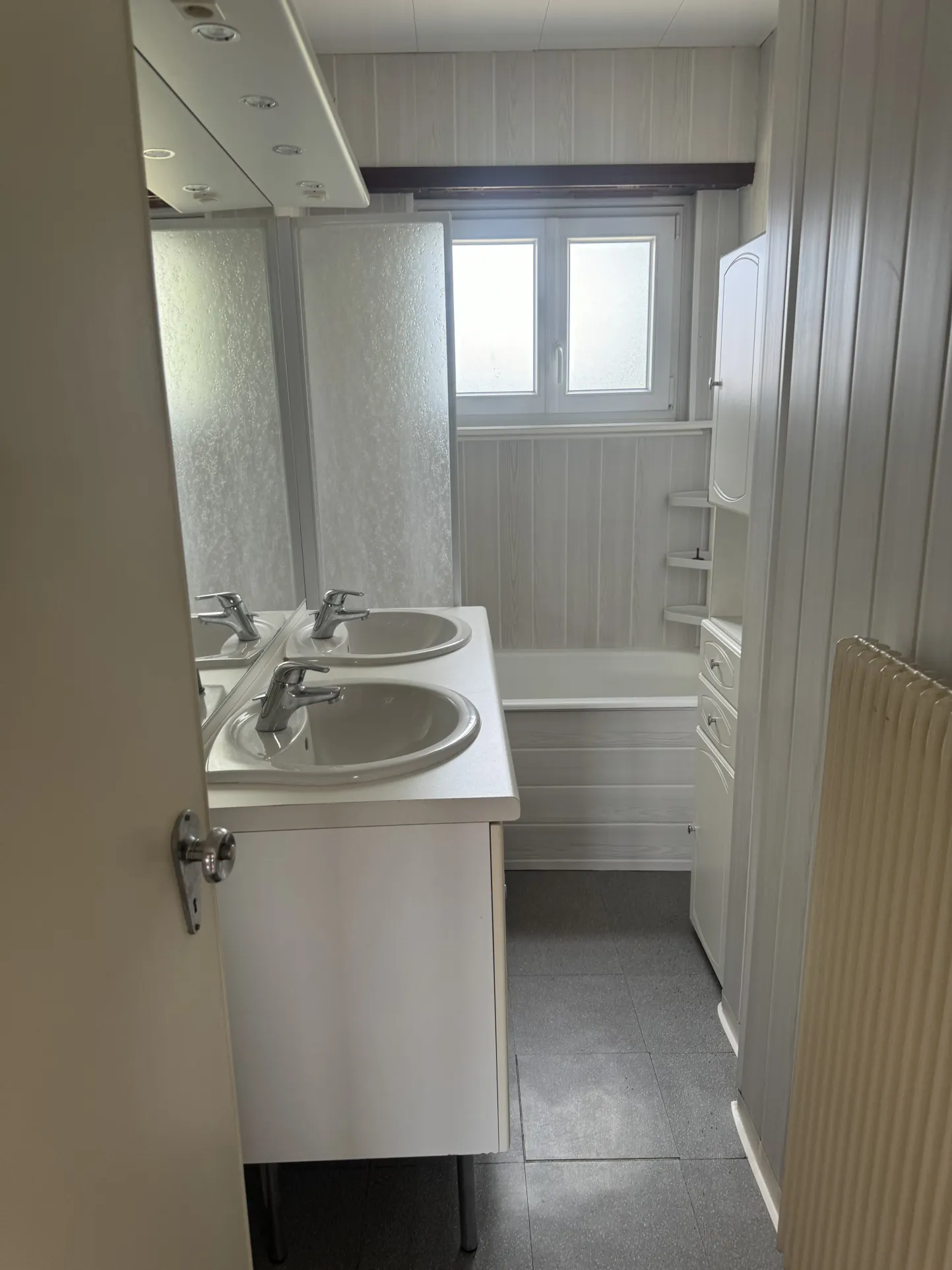 Vente de deux maisons et terrain constructible à Guebwiller, secteur bucolique 