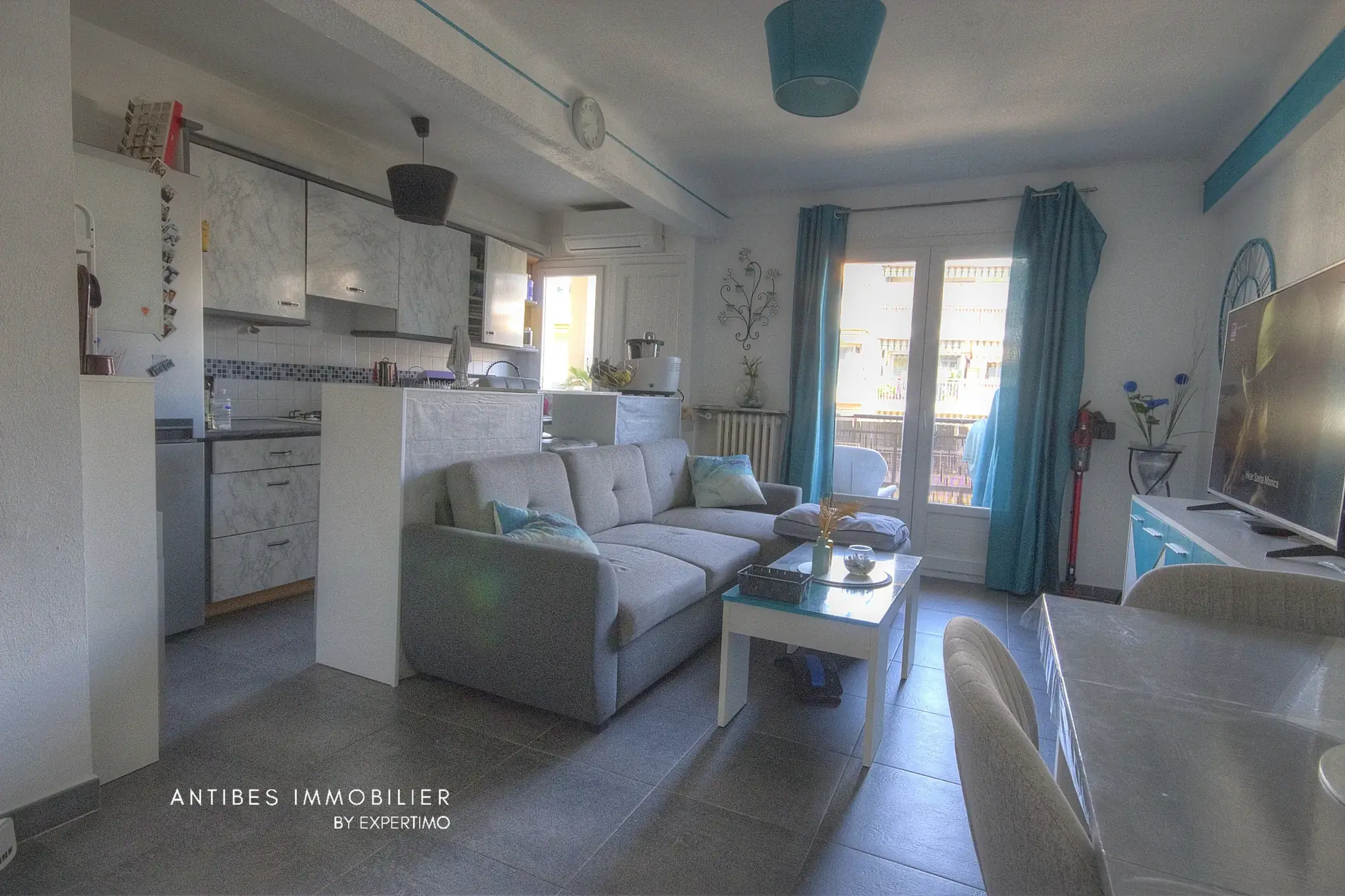 Appartement 3 pièces avec cave et parking à Cagnes-sur-Mer proche plage 