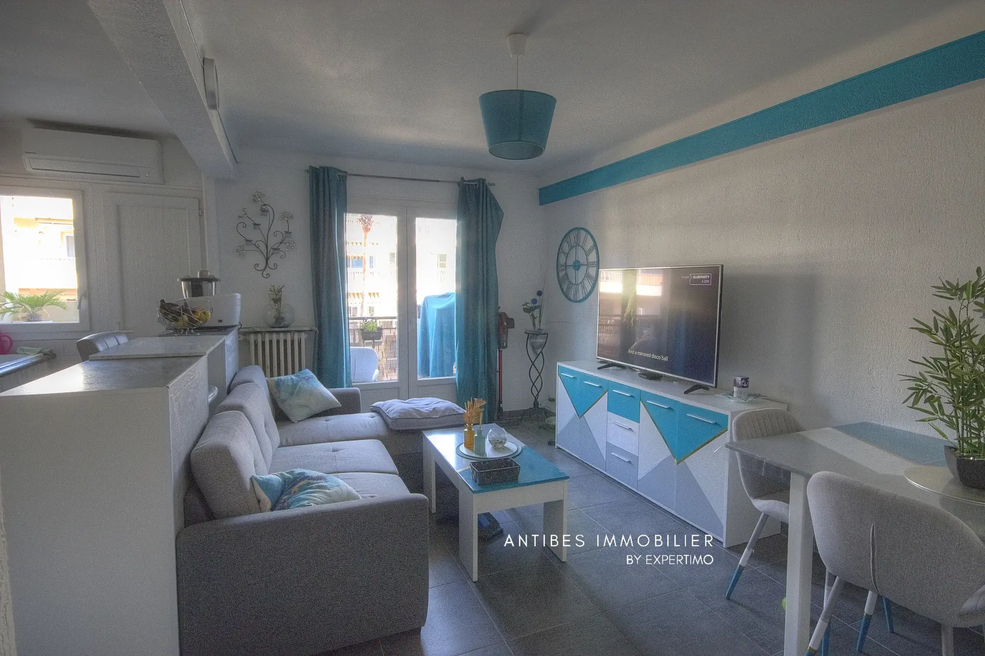 Appartement 3 pièces avec cave et parking à Cagnes-sur-Mer proche plage 