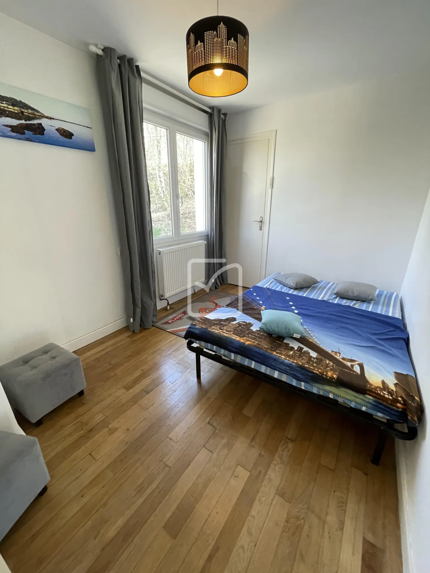 A saisir ensemble de 2 maisons rénovées avec vue à Chenailler Mascheix 