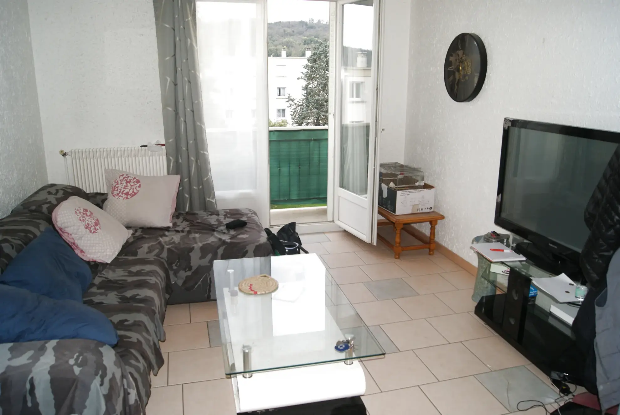 Appartement T3 à Bourgoin La Grive avec balcon, cave et parking - Résidence sécurisée