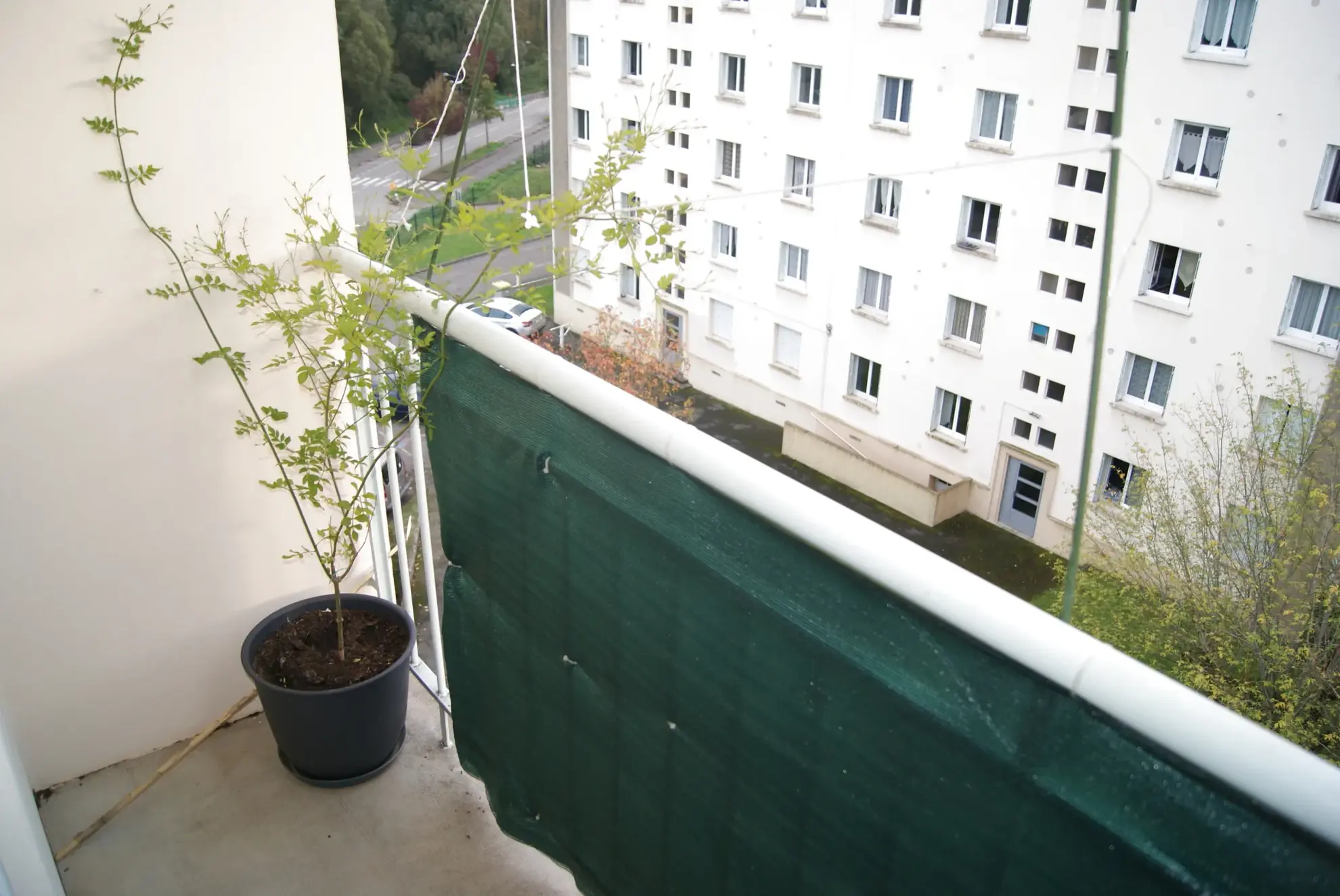 Appartement T3 à Bourgoin La Grive avec balcon, cave et parking - Résidence sécurisée 