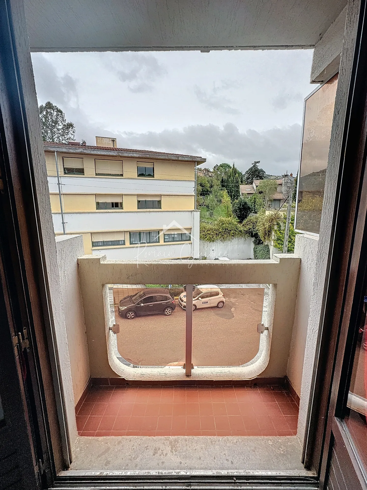 Appartement F2 de 38 m² avec terrasse à Saint-Affrique 