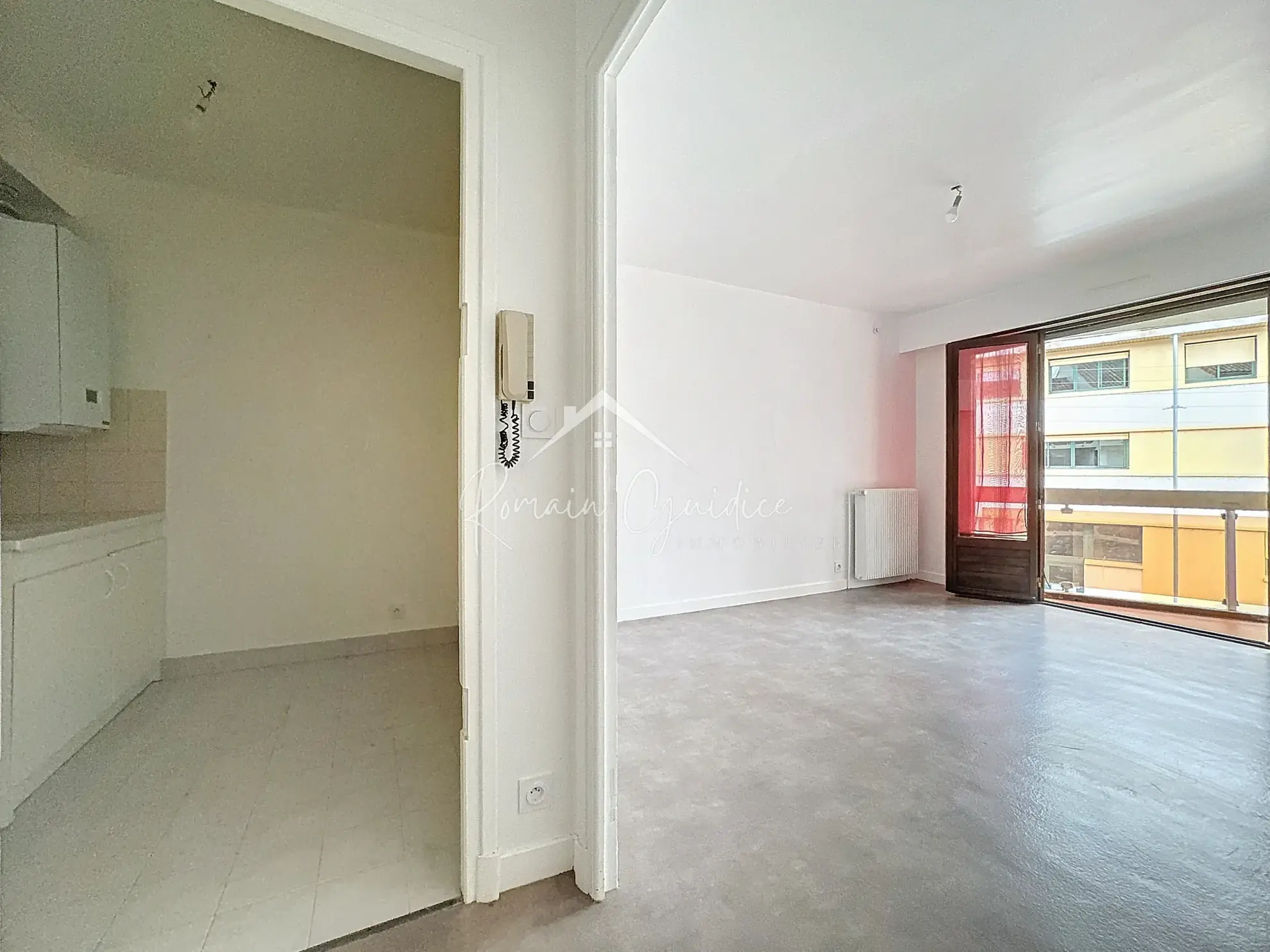 Appartement F2 de 38 m² avec terrasse à Saint-Affrique 