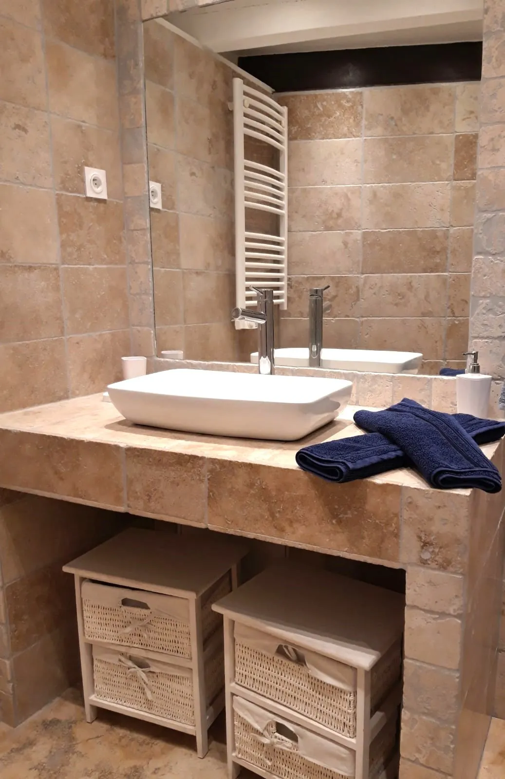 Appartement de luxe à Boulbon, 55 m² avec terrasse plein sud 