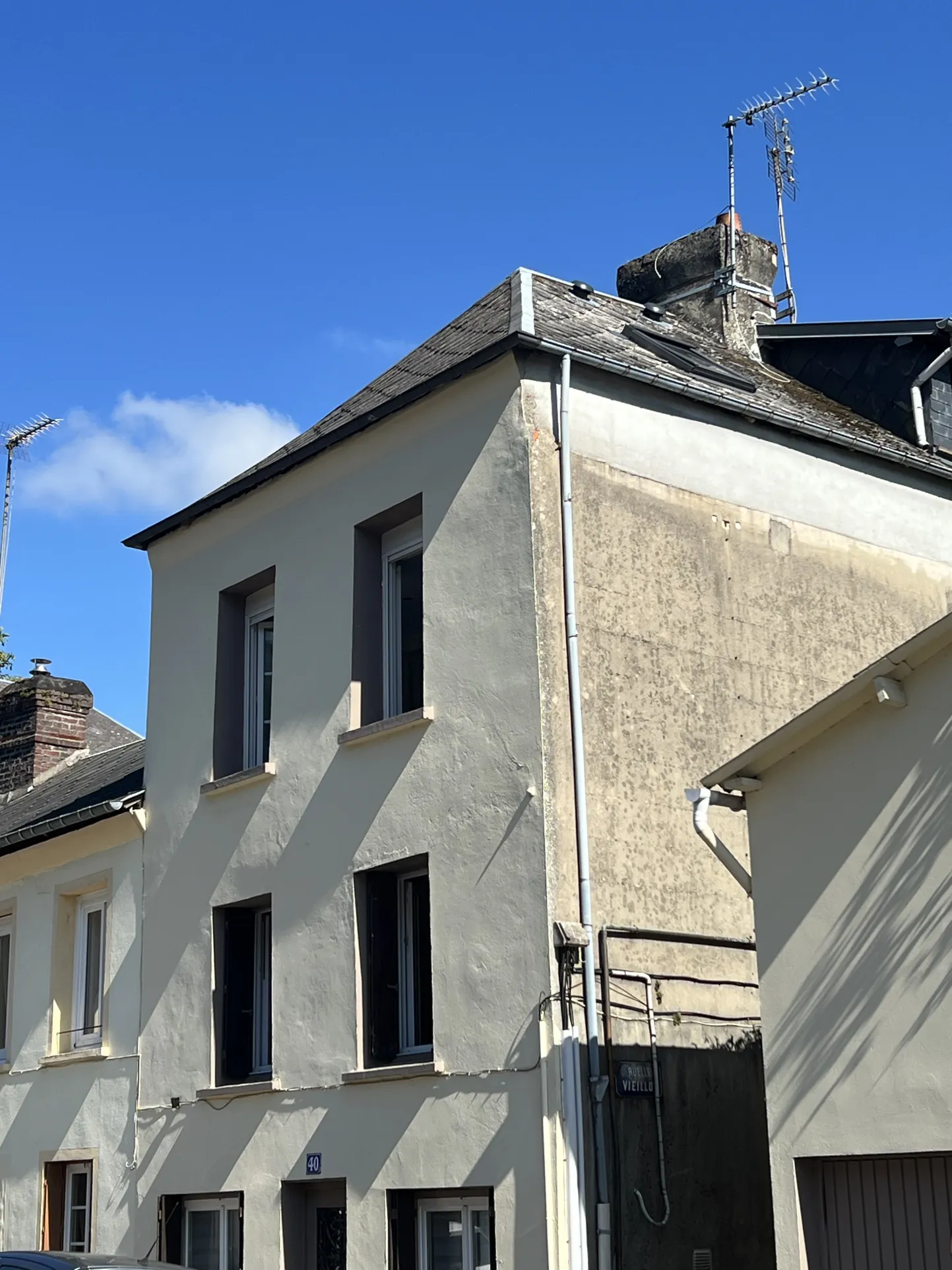 Maison à vendre à Bolbec, 65 m², proche centre-ville, sans travaux