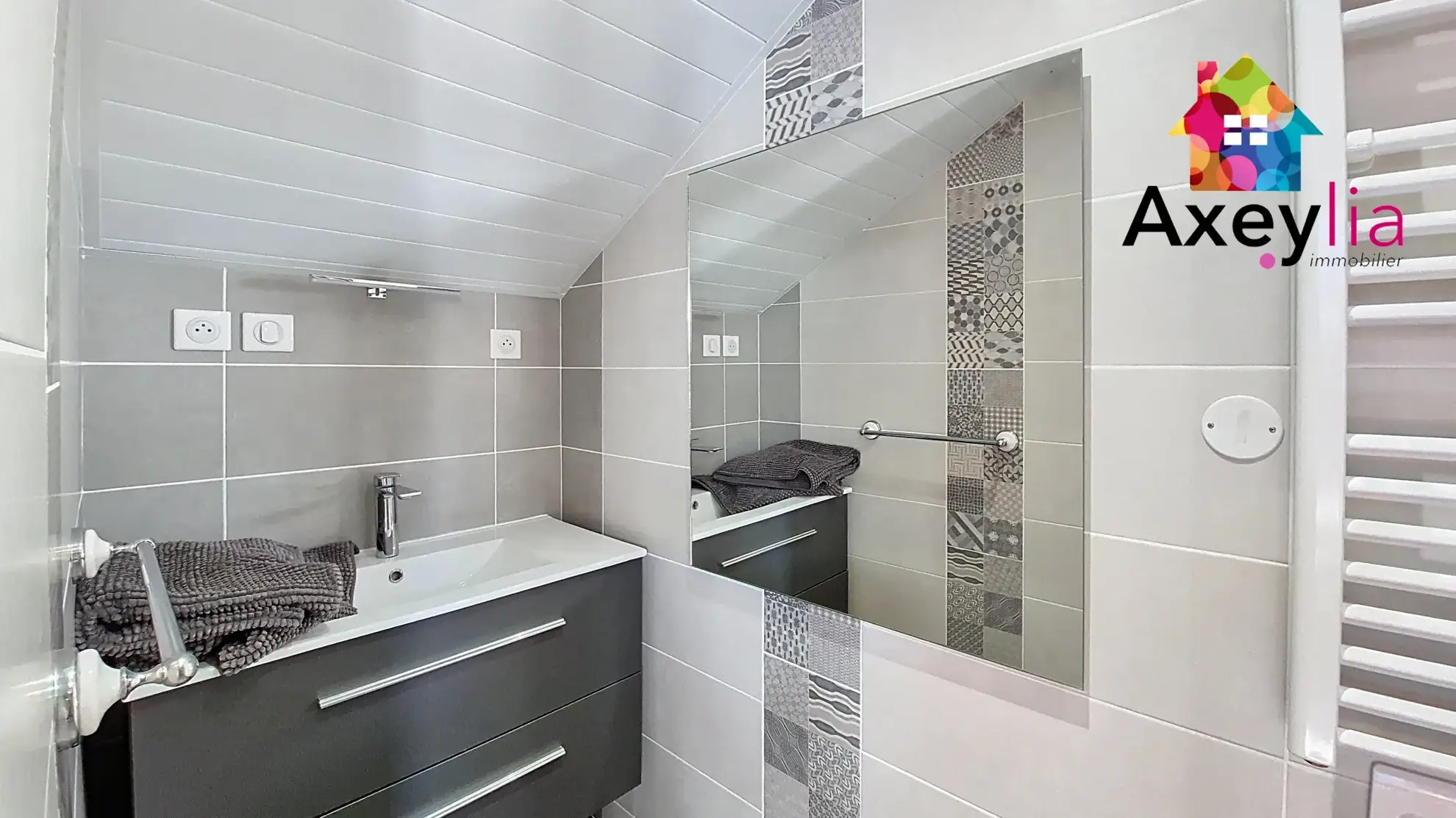 Maison à vendre avec 4 chambres, jardin et garage à Pouilly-sous-Charlieu 