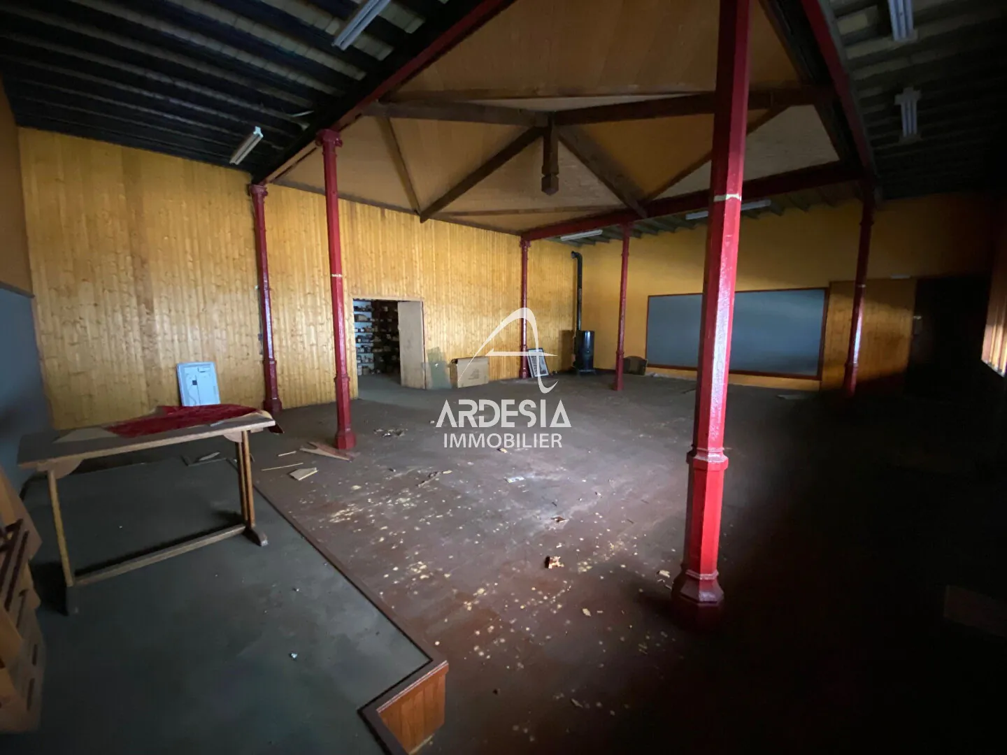 Loft à finir d'aménager à Saint Michel de Maurienne - Opportunité de rénovation rare 