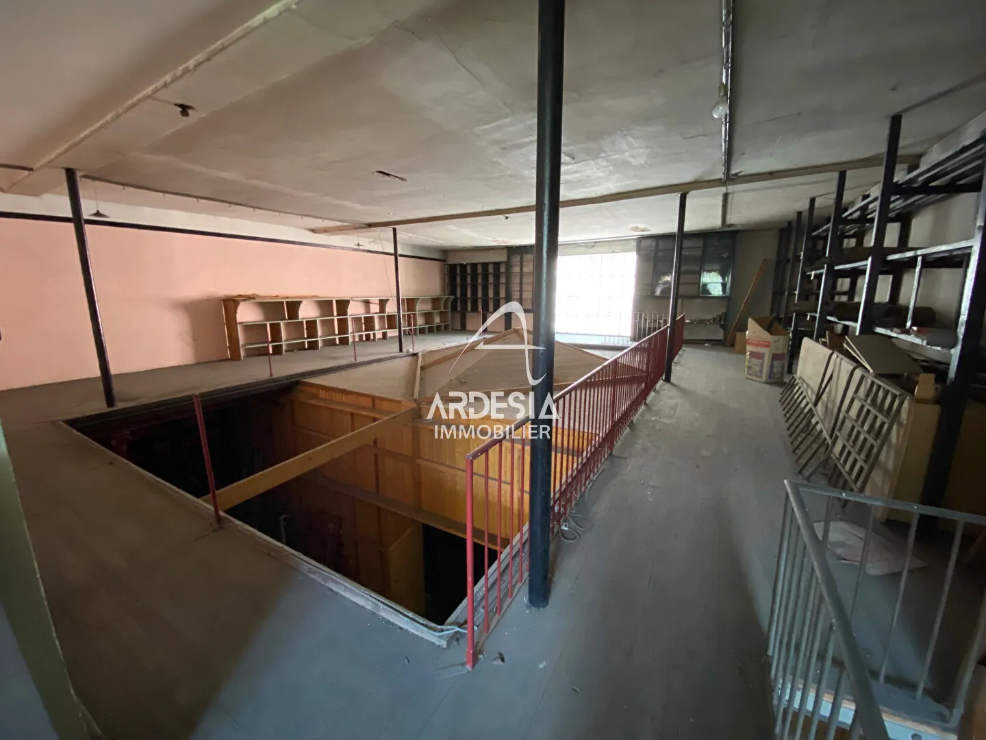 Loft à finir d'aménager à Saint Michel de Maurienne - Opportunité de rénovation rare 