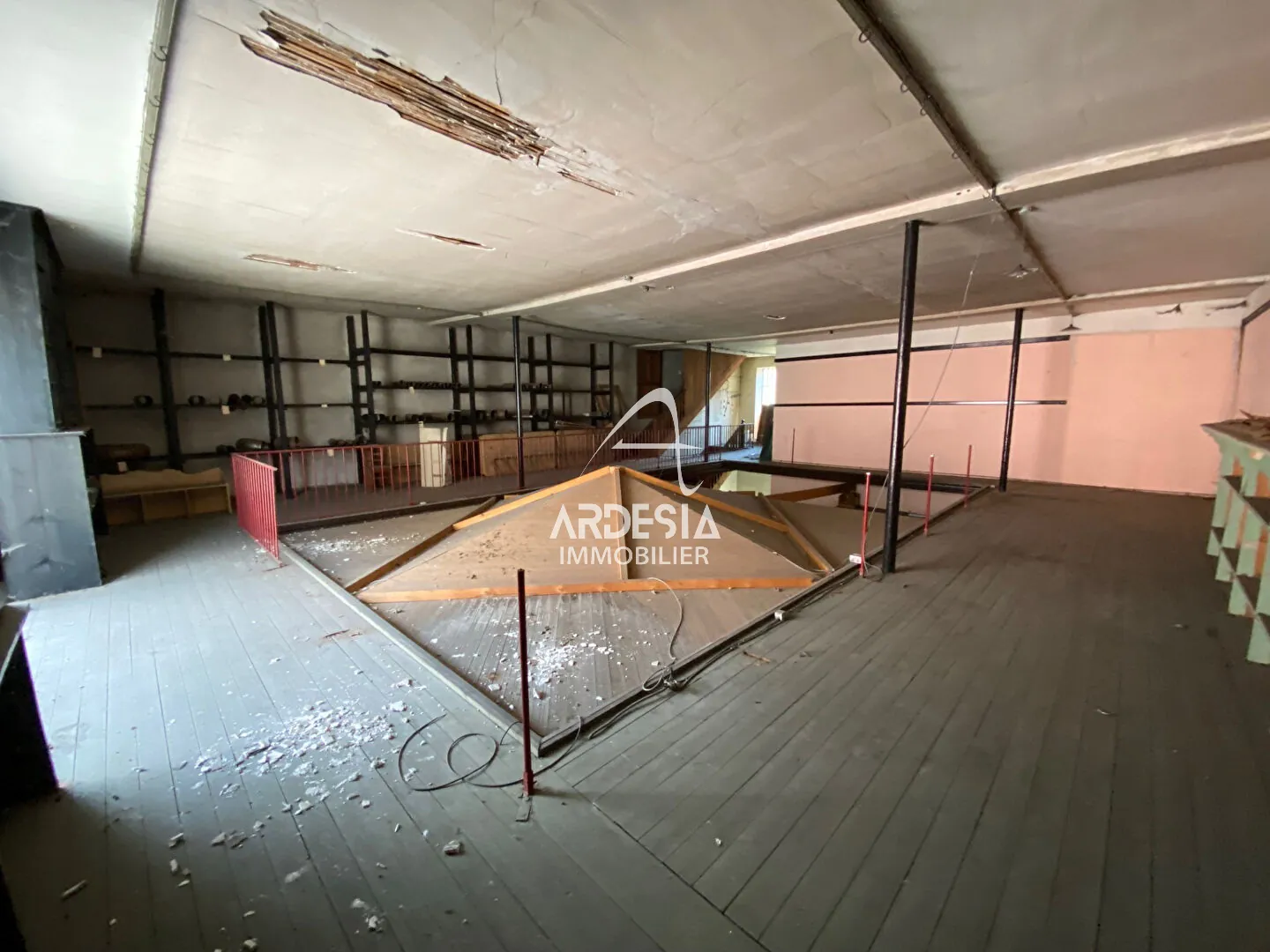 Loft à finir d'aménager à Saint Michel de Maurienne - Opportunité de rénovation rare 