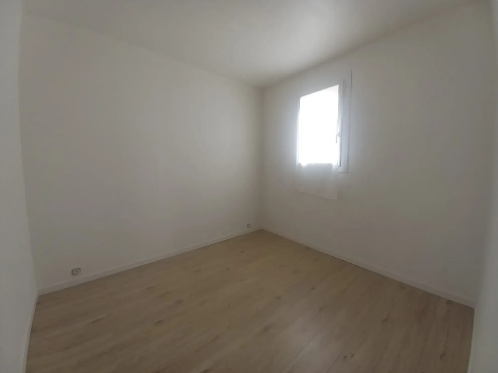 Maison de village rénovée de 95 m² avec garage à Saint-Lys 