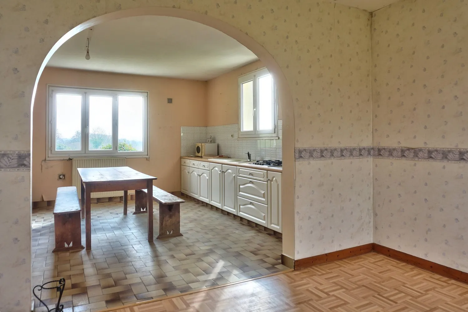 Maison 4 chambres à Plougonver, calme et campagne, à vendre 