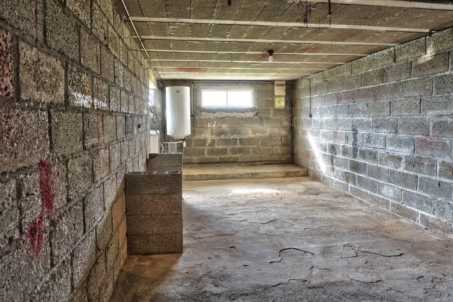 Maison 4 chambres à Plougonver, calme et campagne, à vendre 