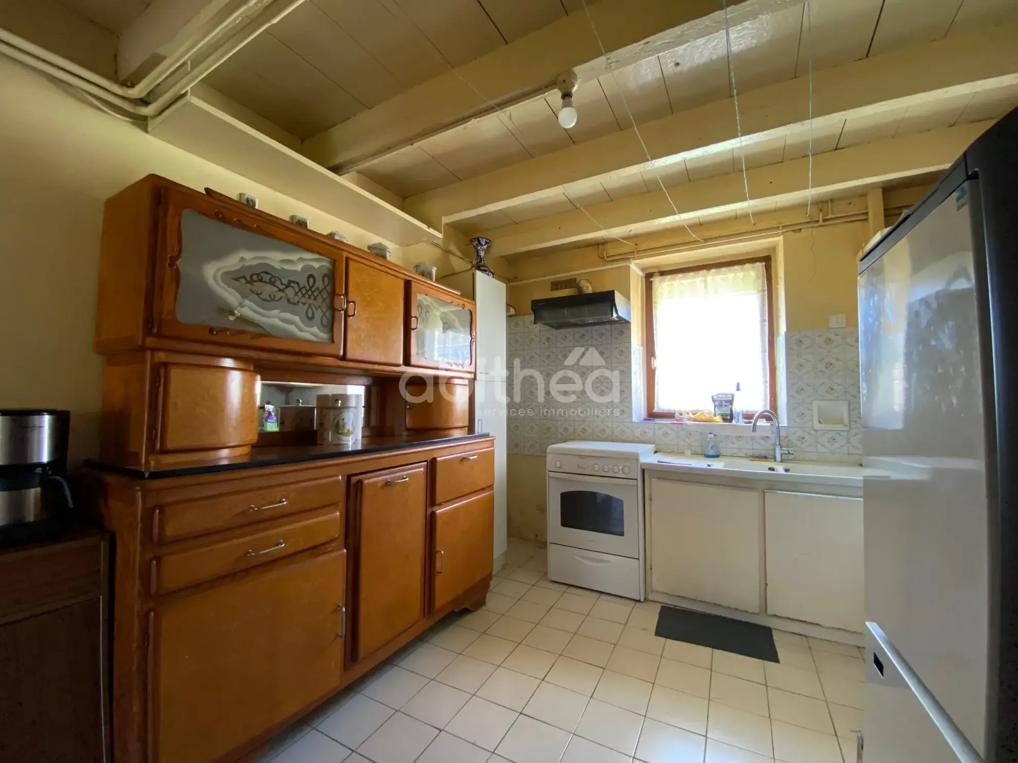 Maison charentaise à Javrezac de 142 m² avec dépendances, jardin et garage 