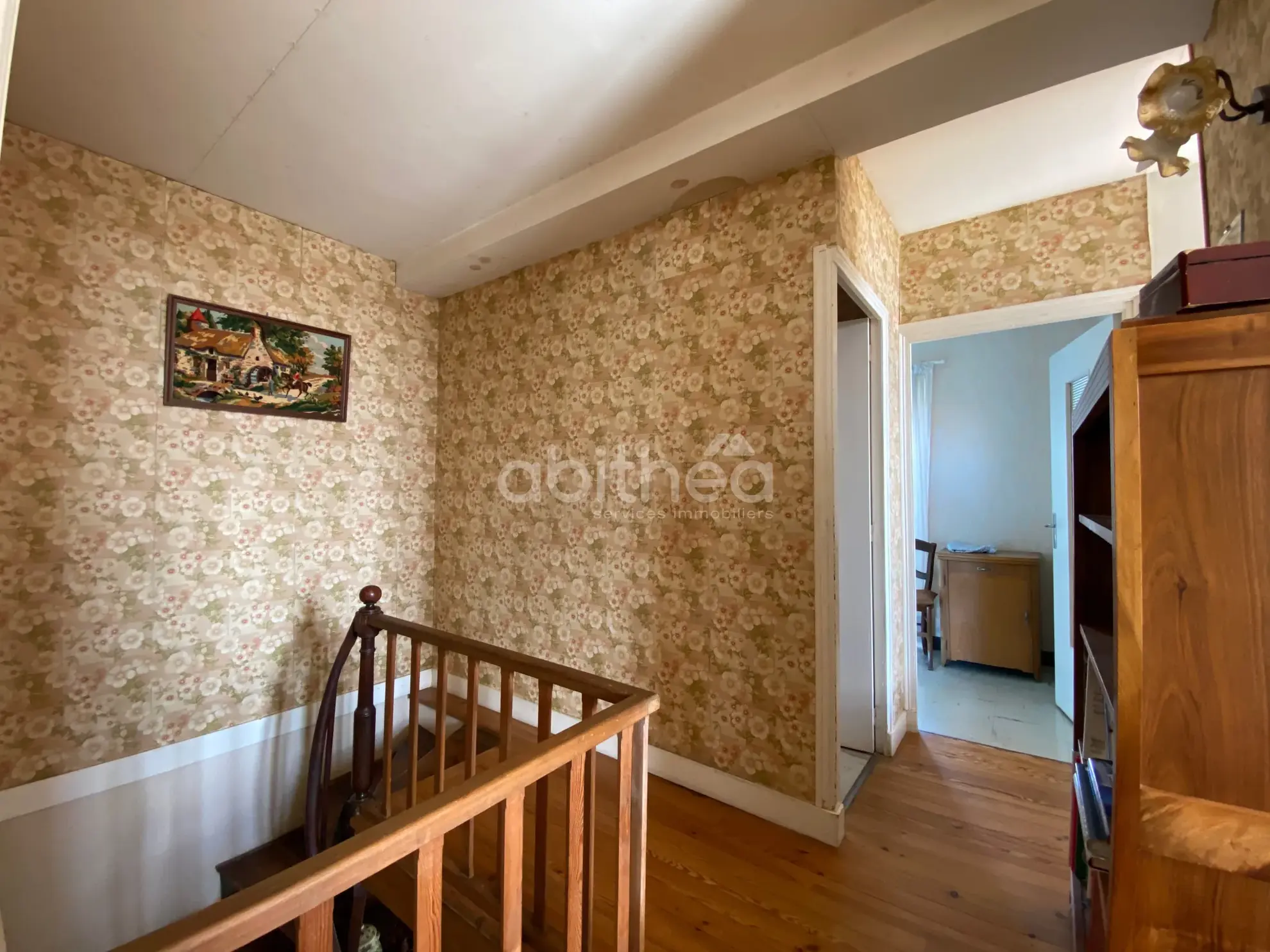 Maison charentaise de 142 m² avec dépendances et grand terrain à Javrezac 