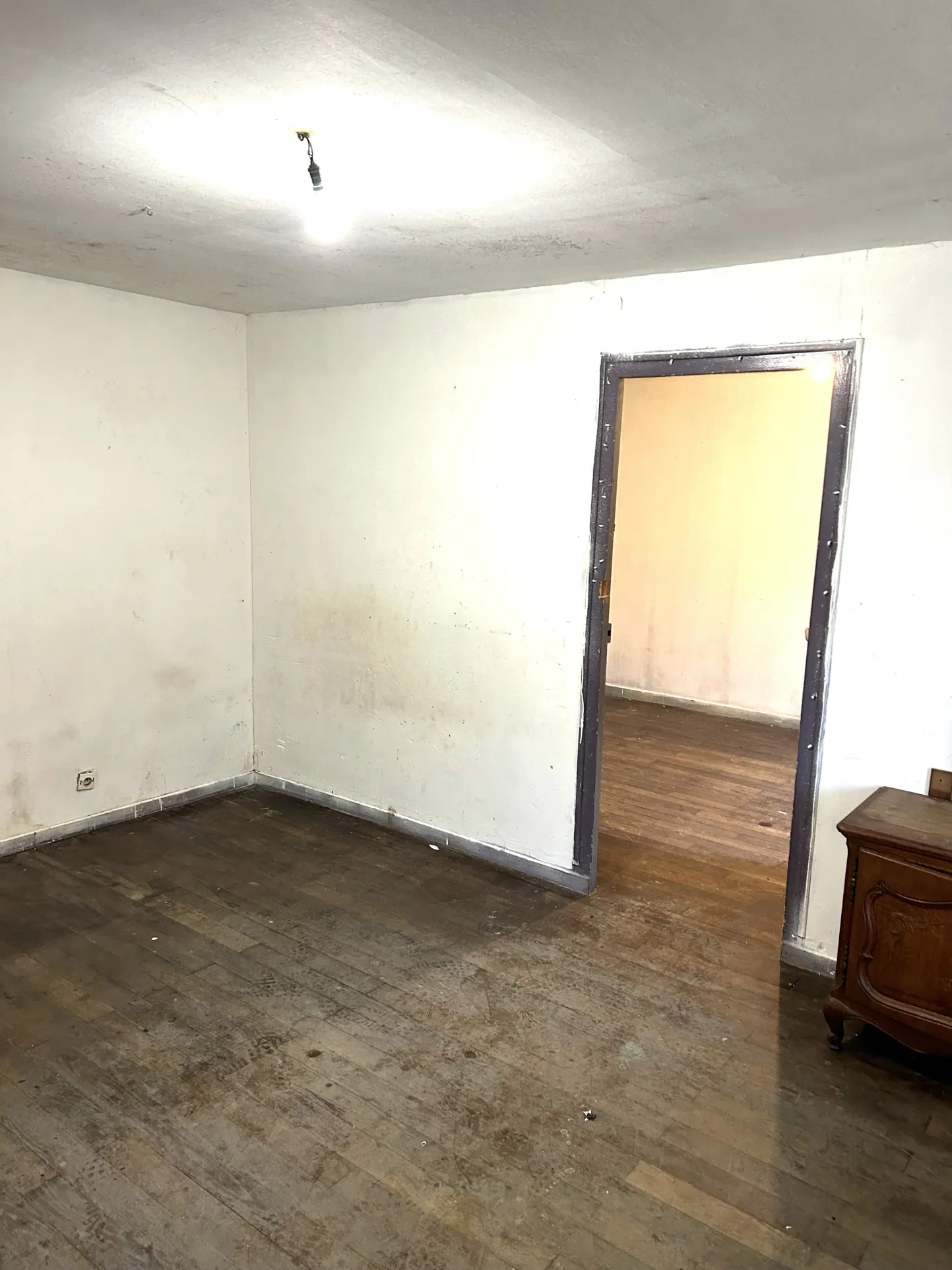 Maison à rénover à Gisors - Terrain de 367 m², proche gare, idéal investisseur 