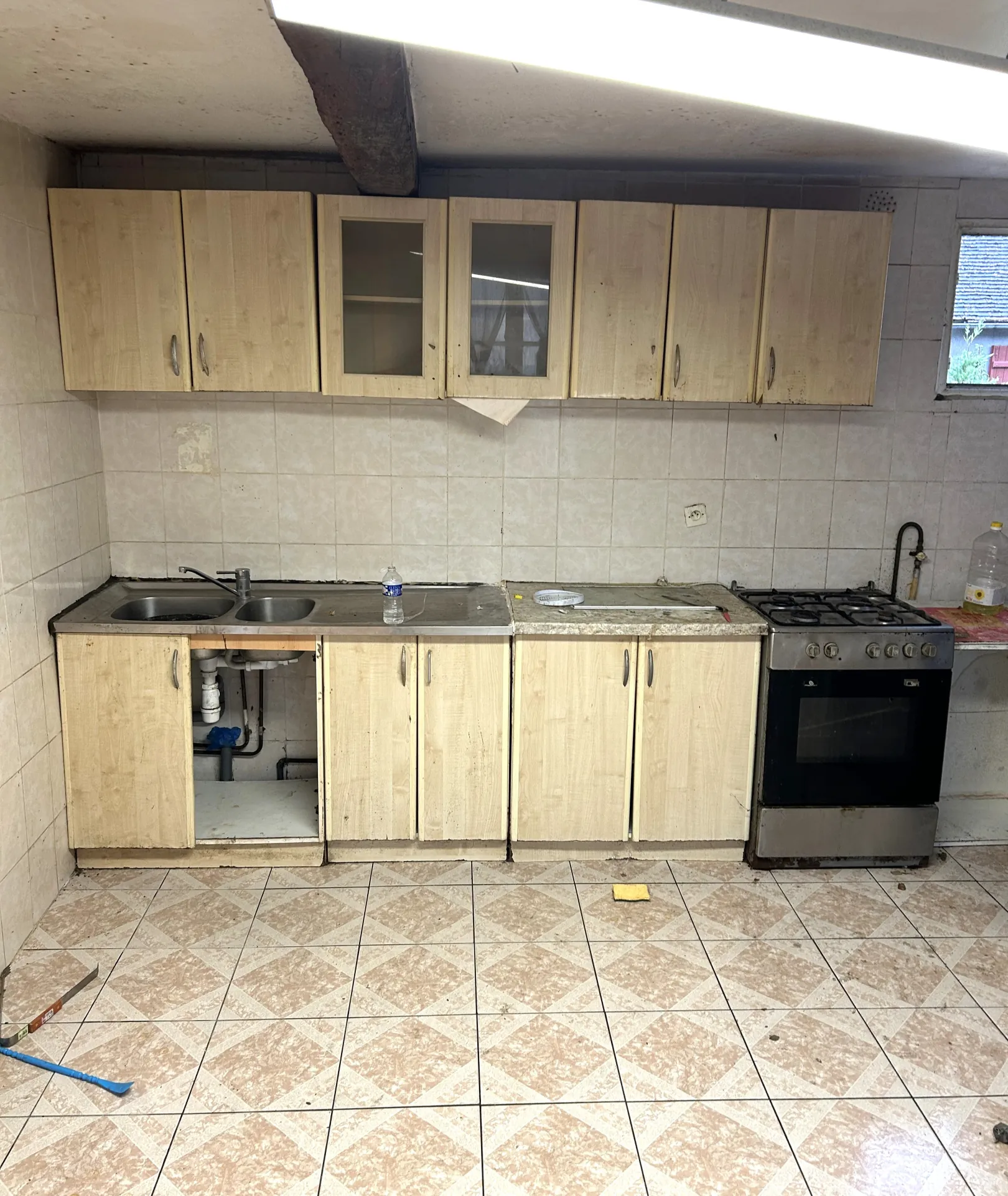 Maison à rénover à Gisors - Terrain de 367 m², proche gare, idéal investisseur 