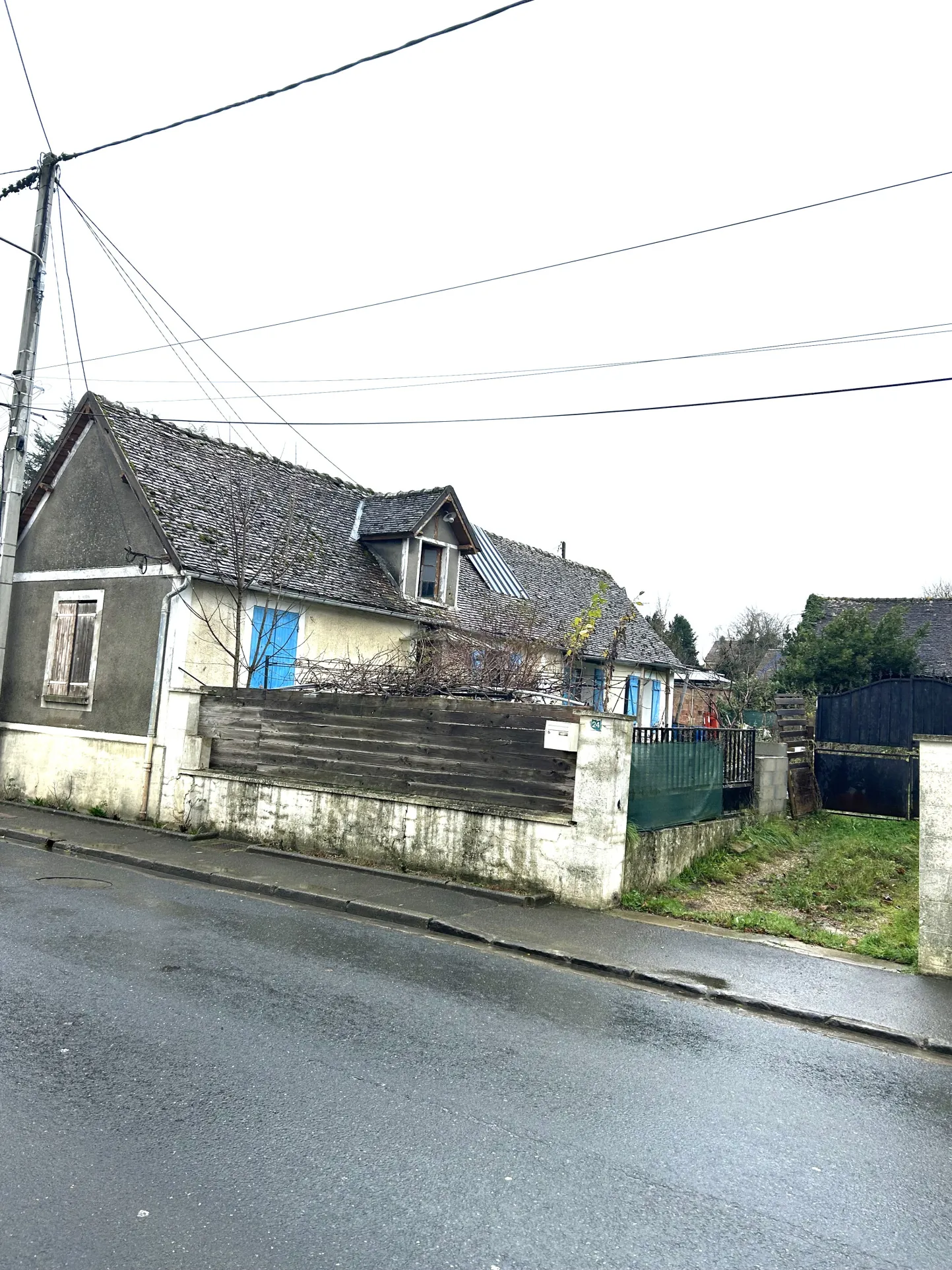 Maison à rénover à Gisors - Terrain de 367 m², proche gare, idéal investisseur