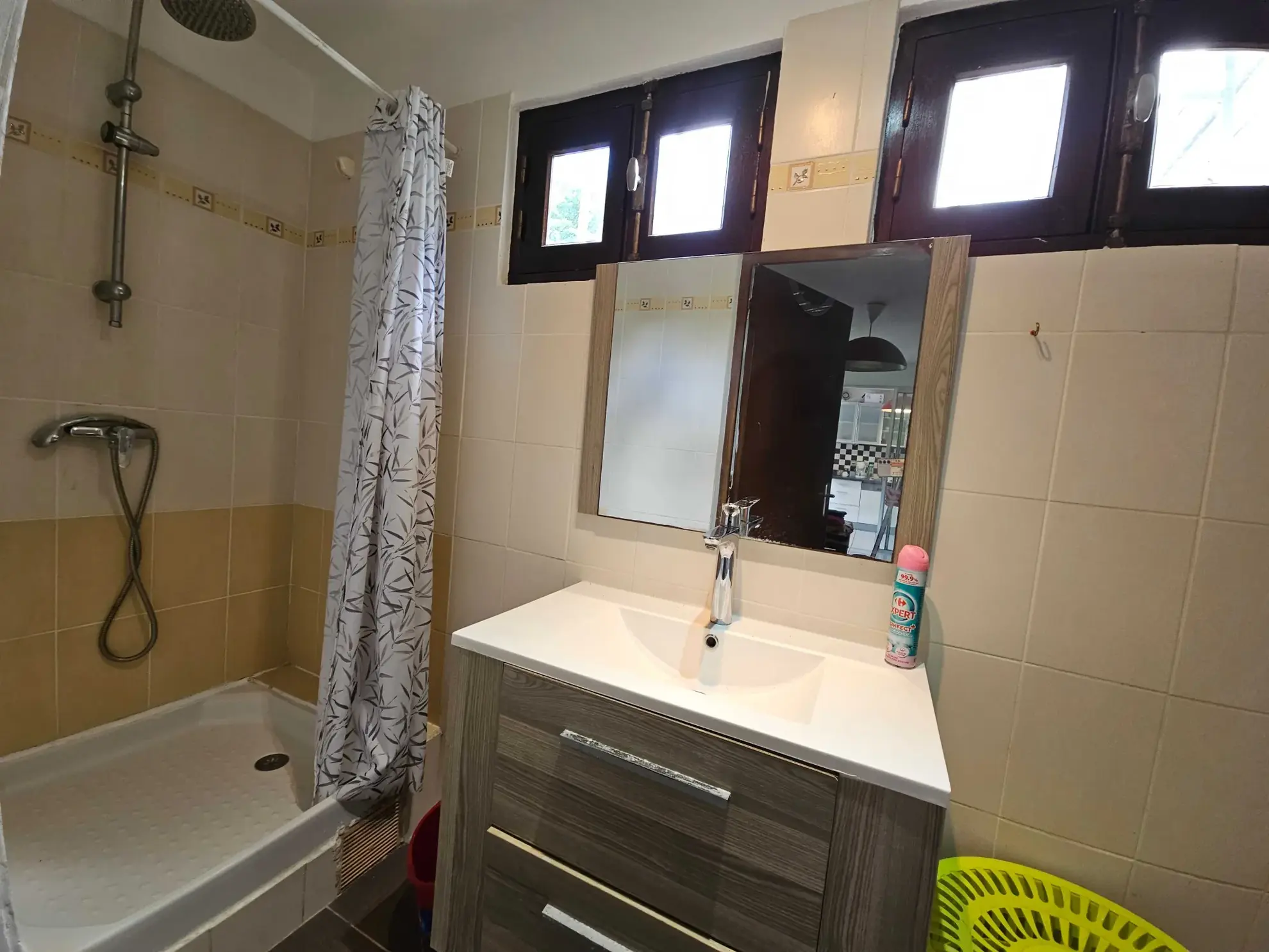 Appartement F2 meublé et climatisé au Diamant – Investissement ou premier achat 