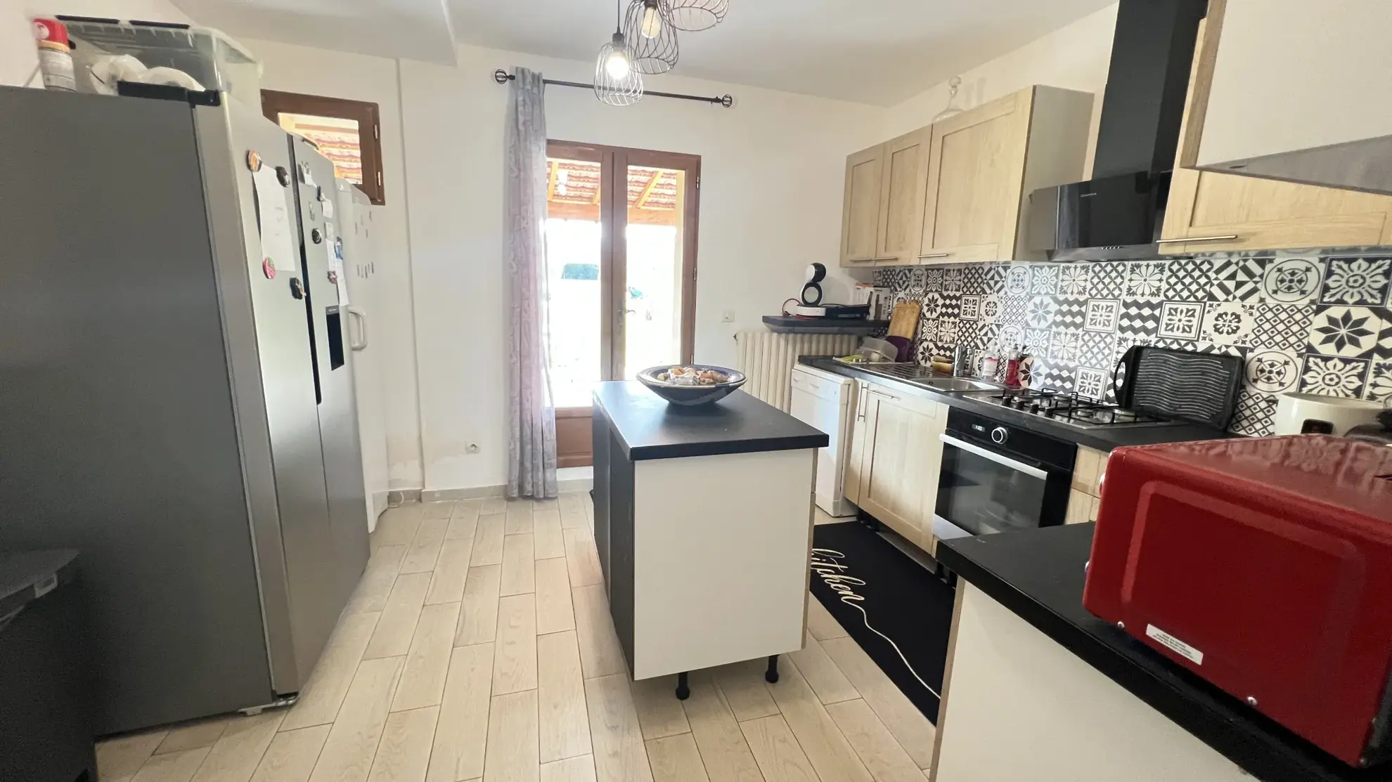 Maison individuelle à Vayres-sur-Essonne de 130 m² avec terrain et garage 