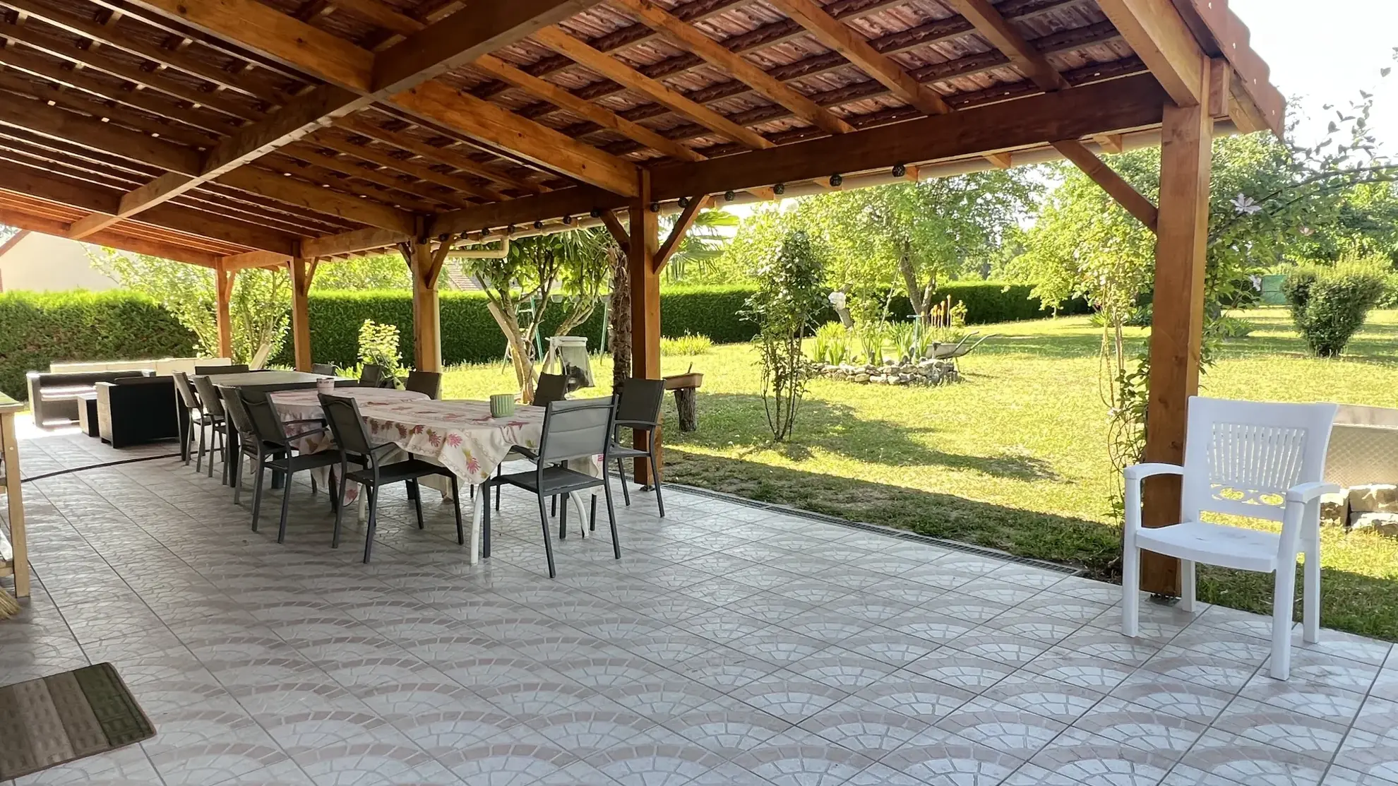 Maison individuelle à Vayres-sur-Essonne de 130 m² avec terrain et garage 