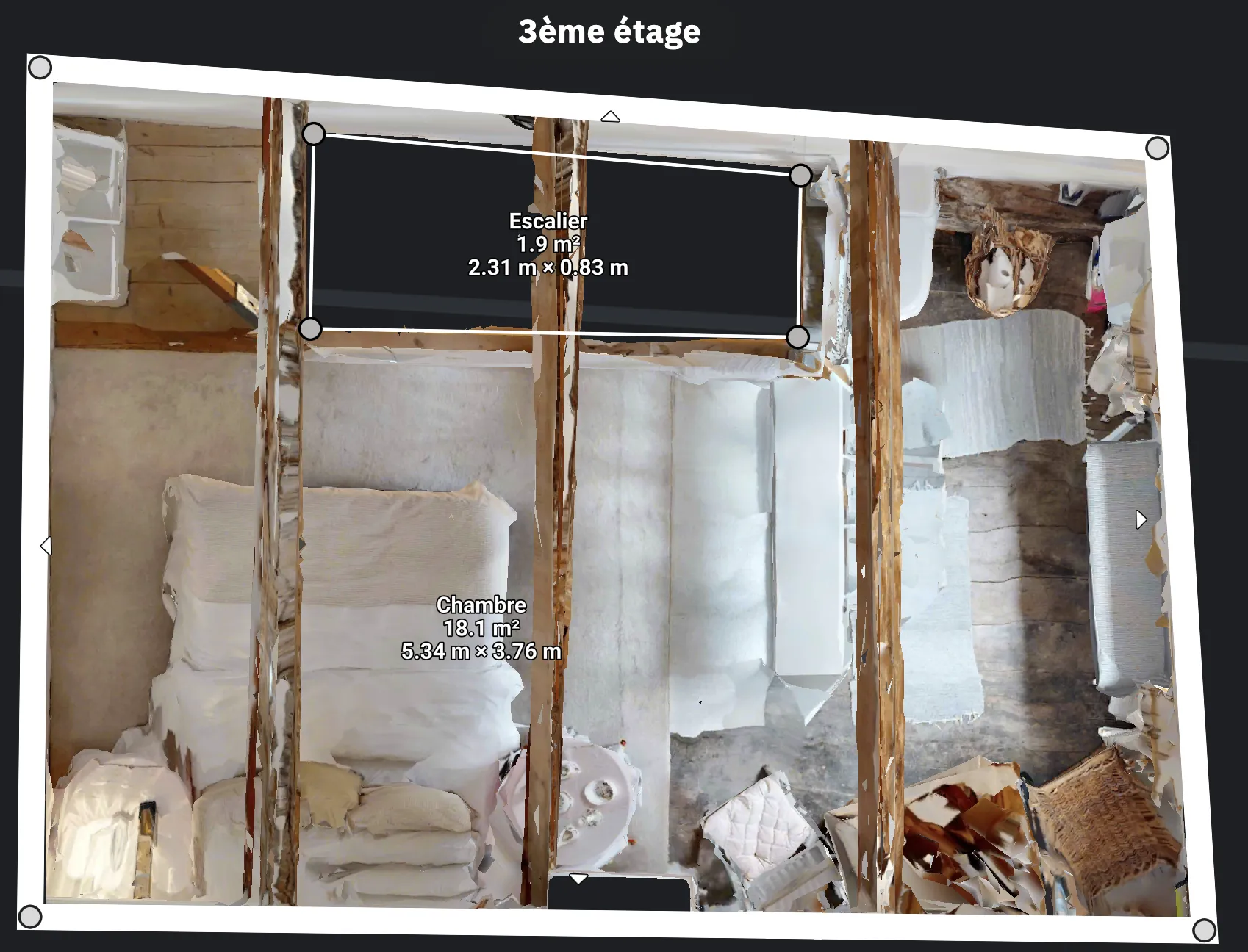 Maison de village rénovée de 80 m² à Saint-Sauveur-sur-Tinée, proche de Nice 