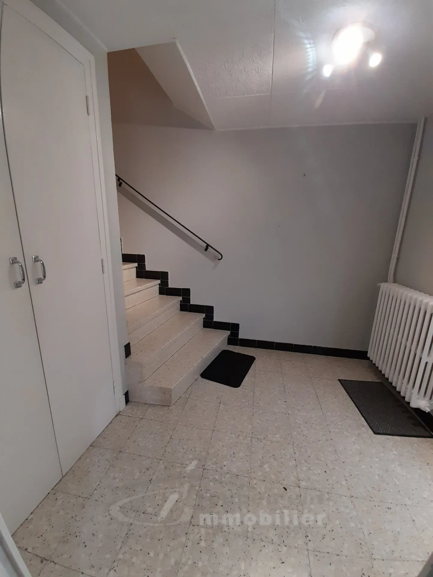 À vendre maison de 123 m² avec garage et terrain clos à Romans-sur-Isère 