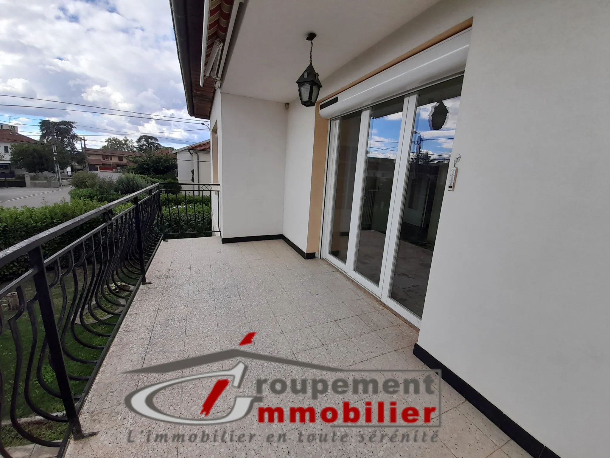 À vendre maison de 123 m² avec garage et terrain clos à Romans-sur-Isère 