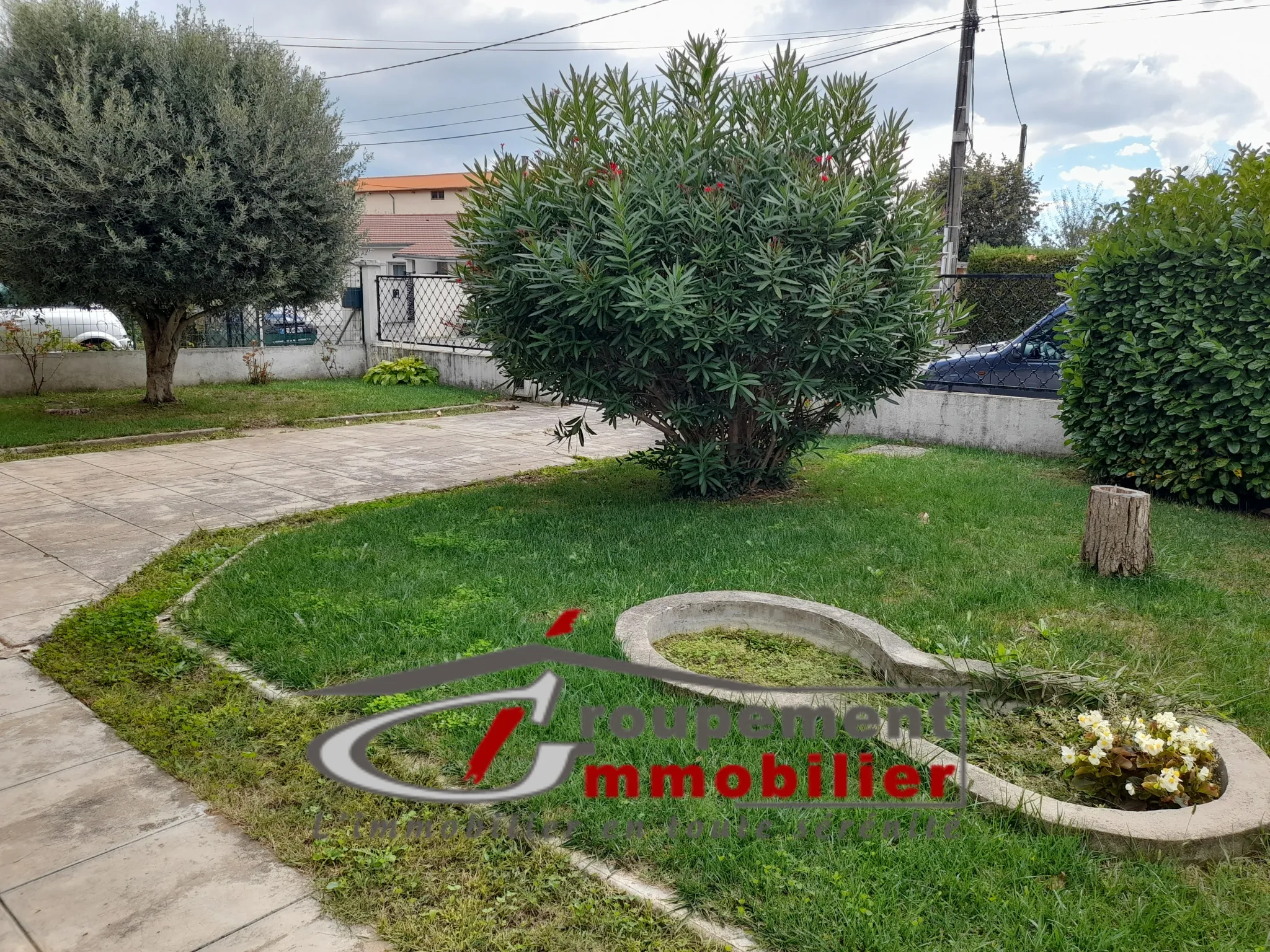 À vendre maison de 123 m² avec garage et terrain clos à Romans-sur-Isère 