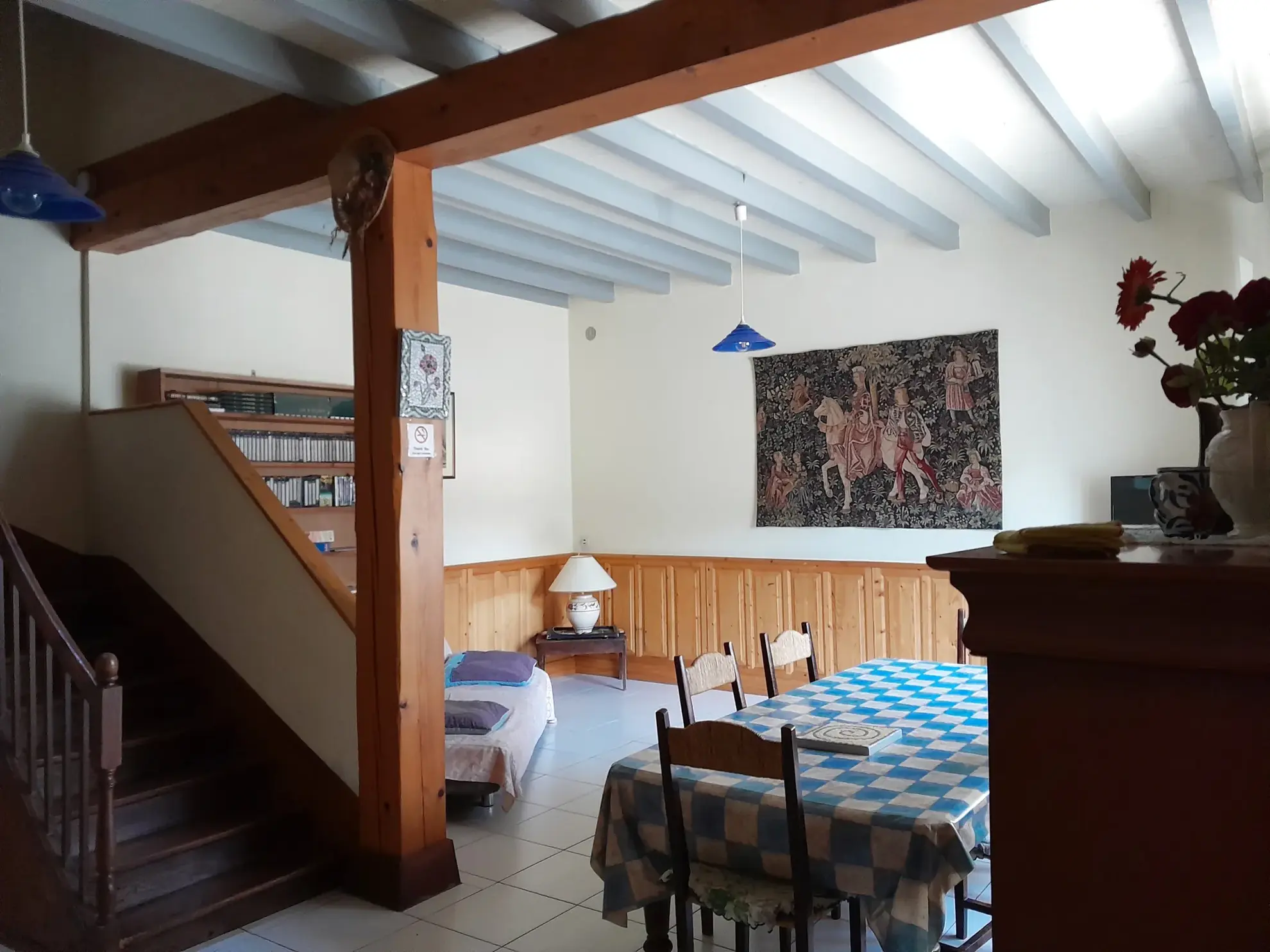 Maison de charme avec jardin, gîte et local commercial à Malause près du Canal du Midi 