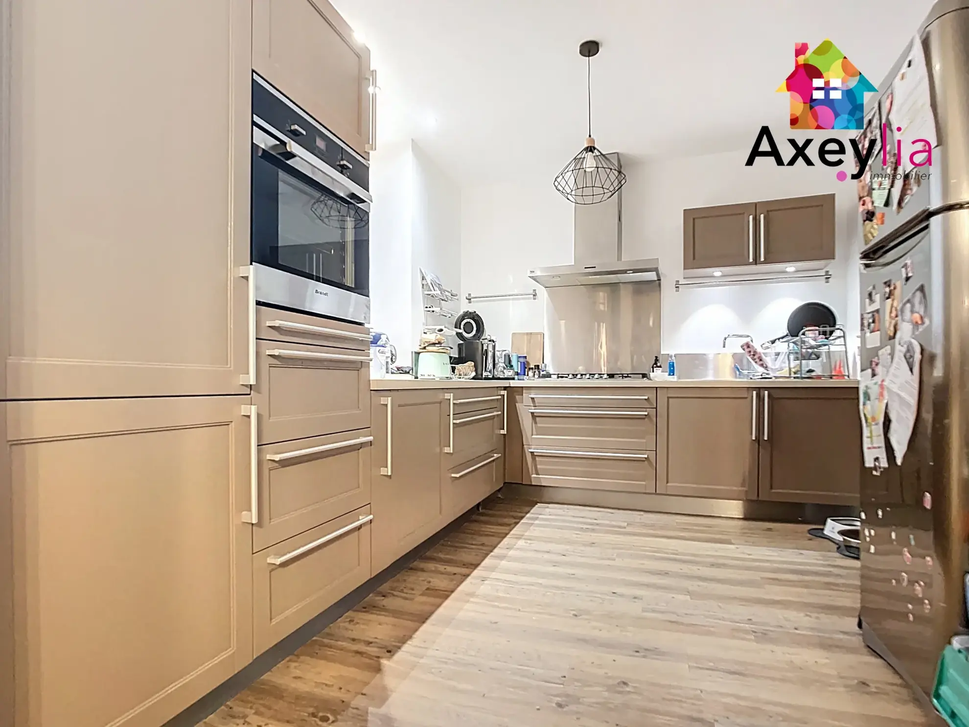 Maison rénovée 3 chambres avec terrain de 651 m² au Coteau 