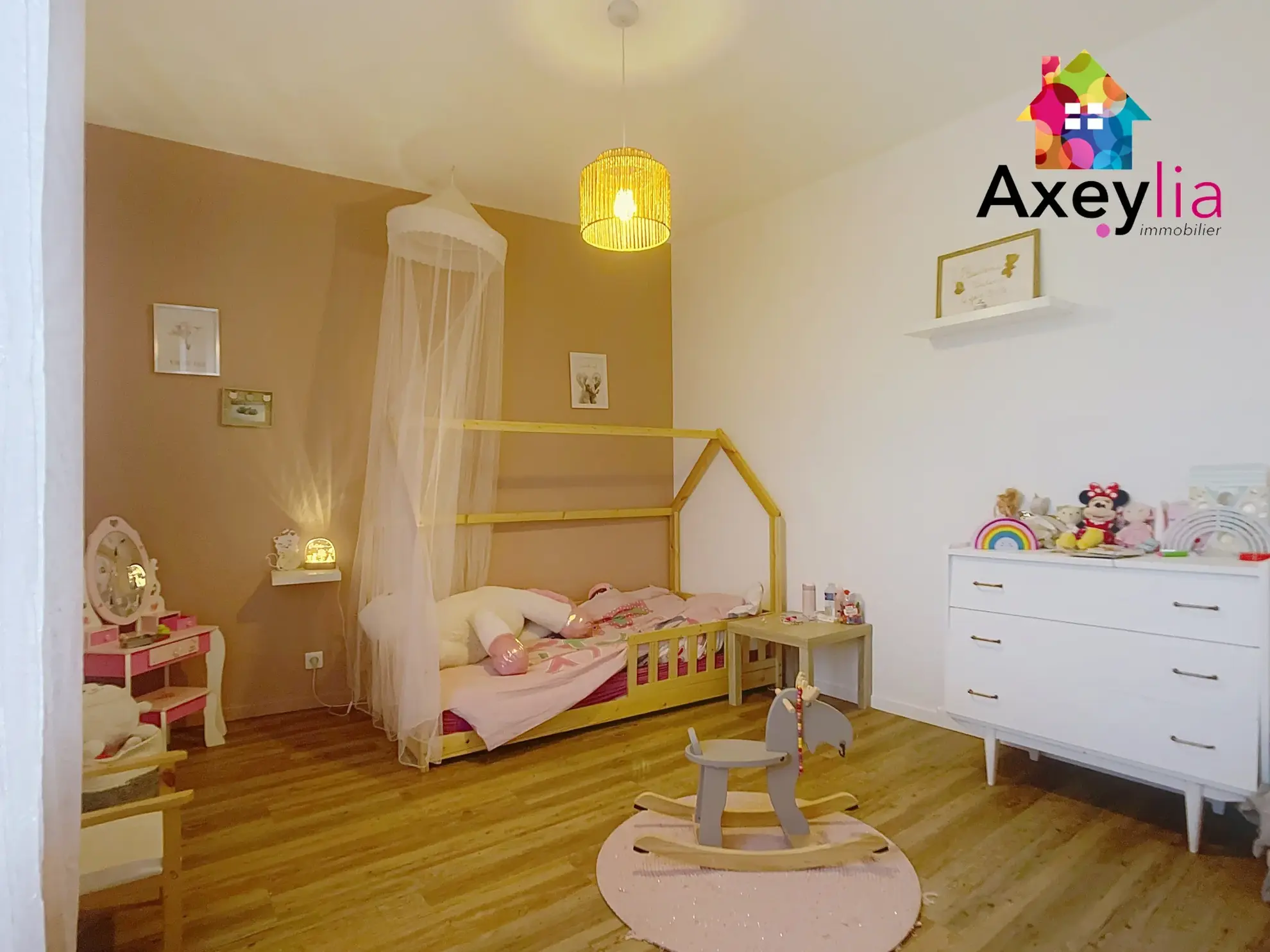 Maison rénovée 3 chambres avec terrain de 651 m² au Coteau 