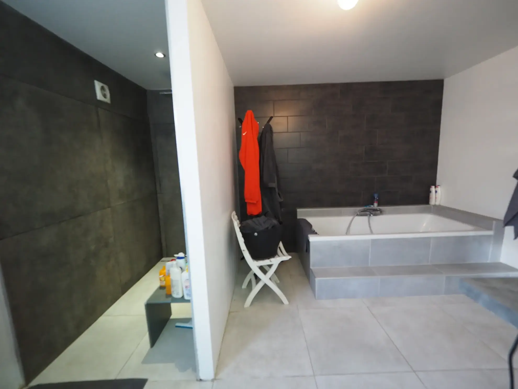 Belle villa de plain-pied de 168 m2 à Mongauzy proche de l’autoroute 