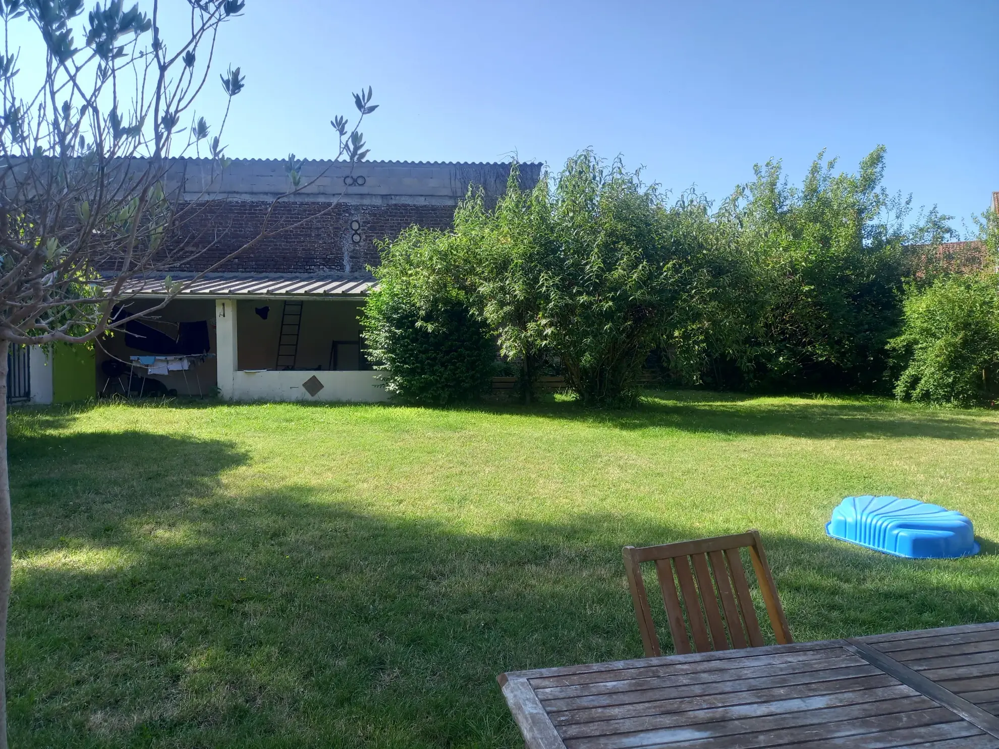 Maison individuelle de plain-pied à Desvres avec jardin et garage 