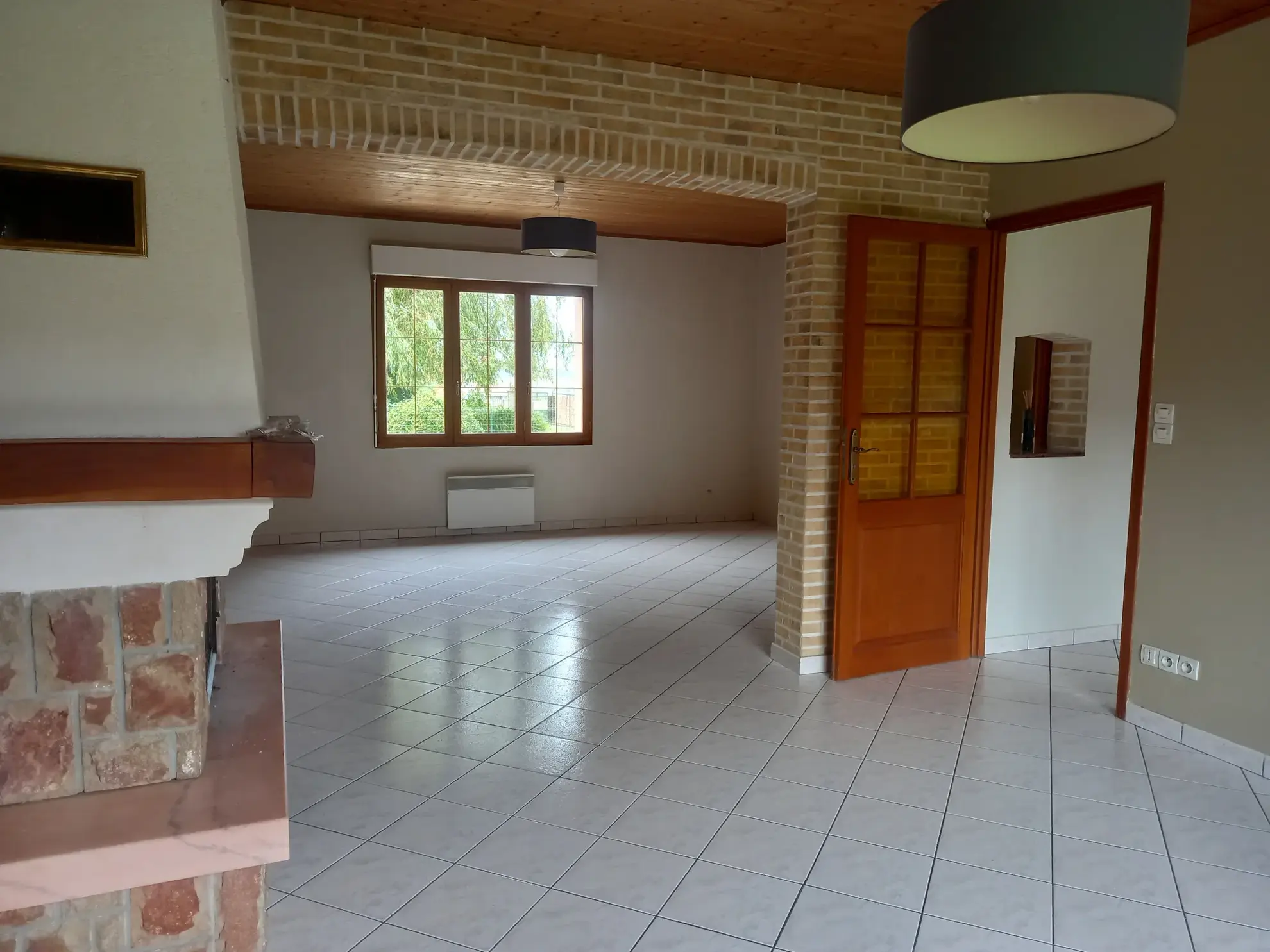 Maison individuelle de plain-pied à Desvres avec jardin et garage 