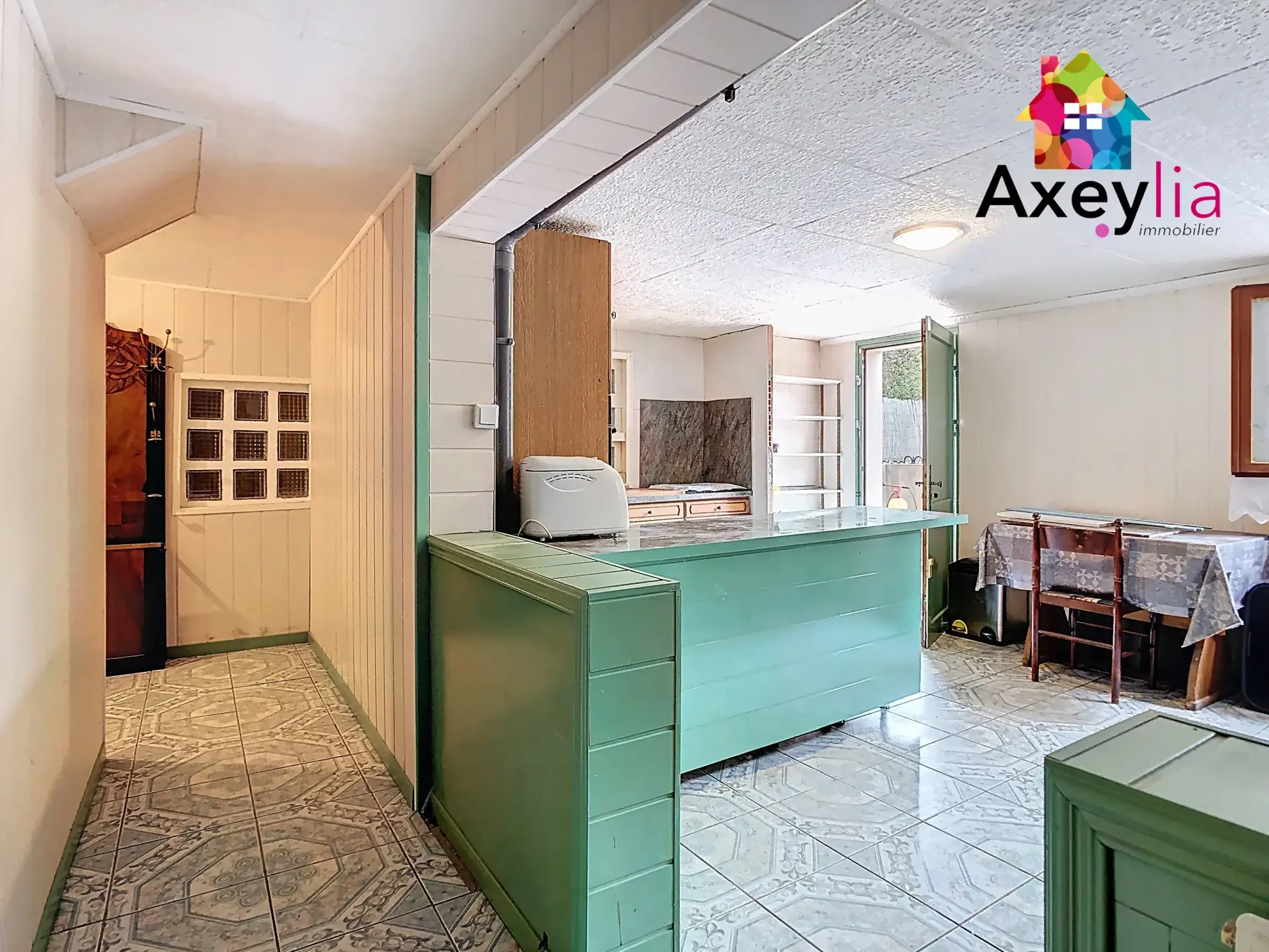 Maison familiale à Digoin avec 5 chambres, garage et terrasse 