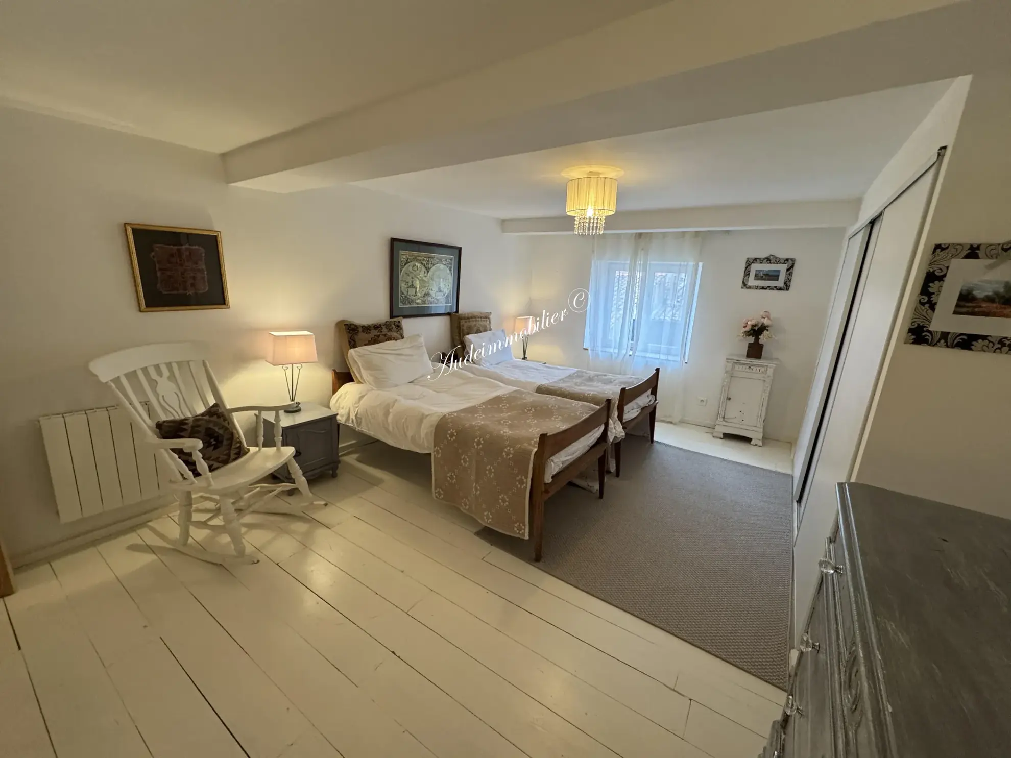 Penthouse avec terrasse à Limoux, centre-ville, 100 m² 