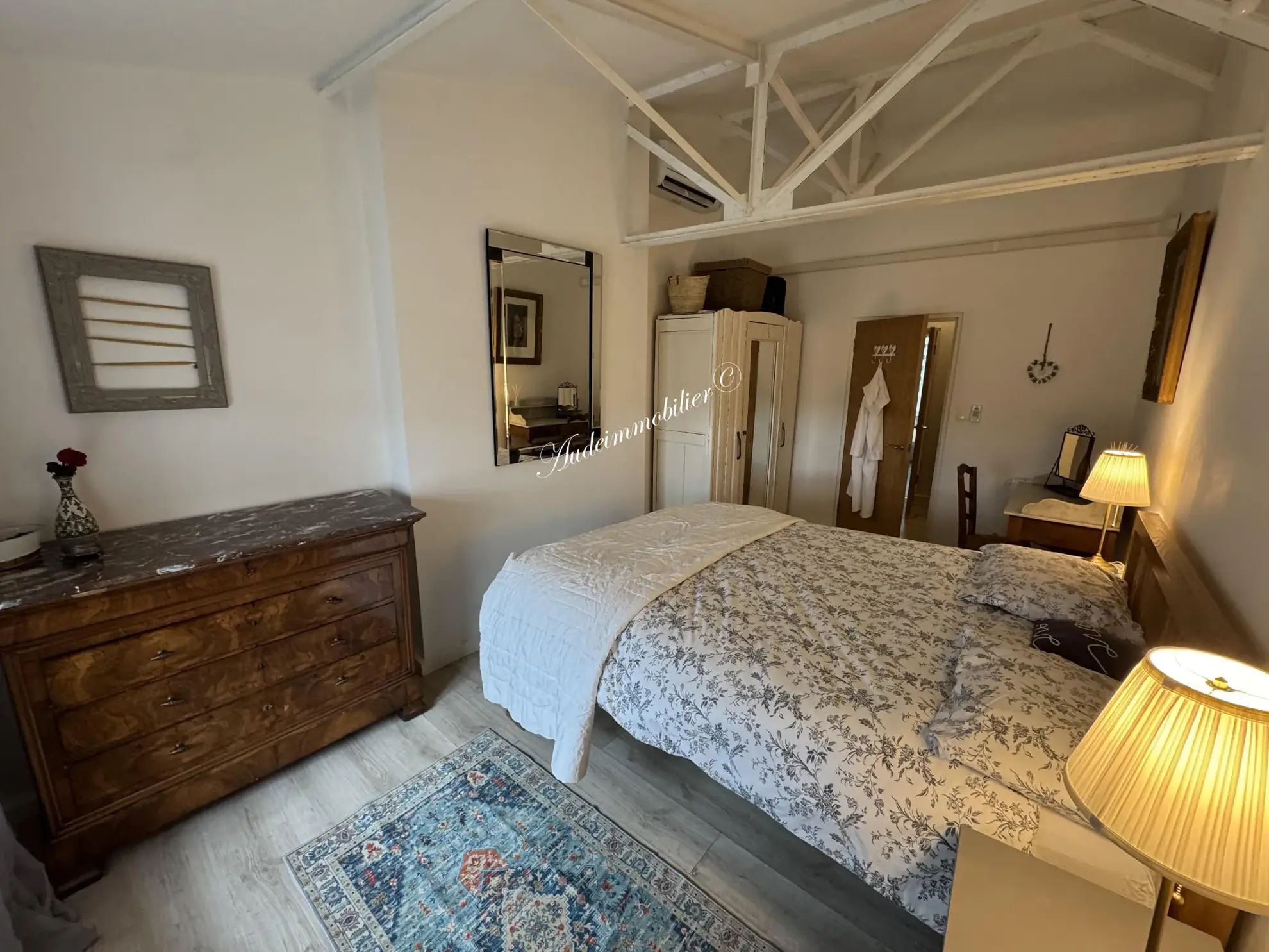 Penthouse avec terrasse à Limoux, centre-ville, 100 m² 