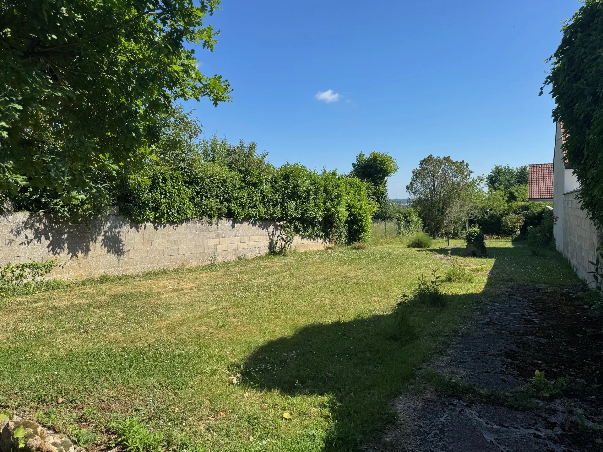 À vendre maison lumineuse de 97 m² sur grand terrain à Villabé (91) 