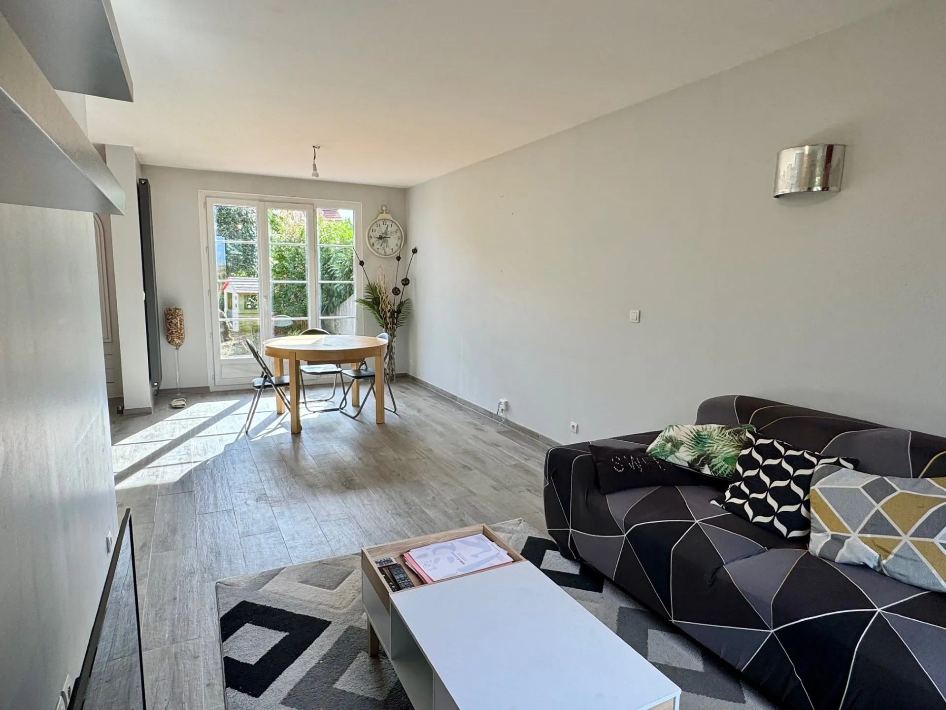 À vendre maison lumineuse de 97 m² sur grand terrain à Villabé (91) 