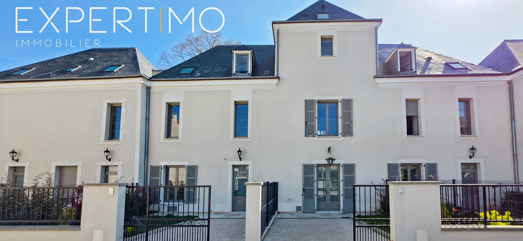 Maison atypique rénovée à Étampes avec jardin et stationnement 