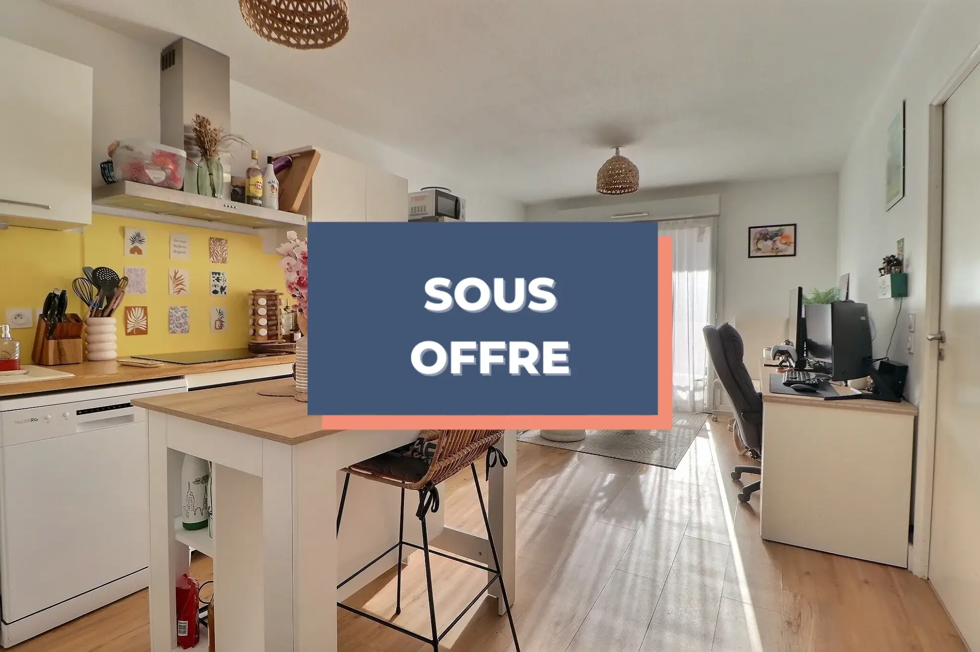 Appartement 2 pièces à vendre à Saint-Bres avec terrasse et parking privé