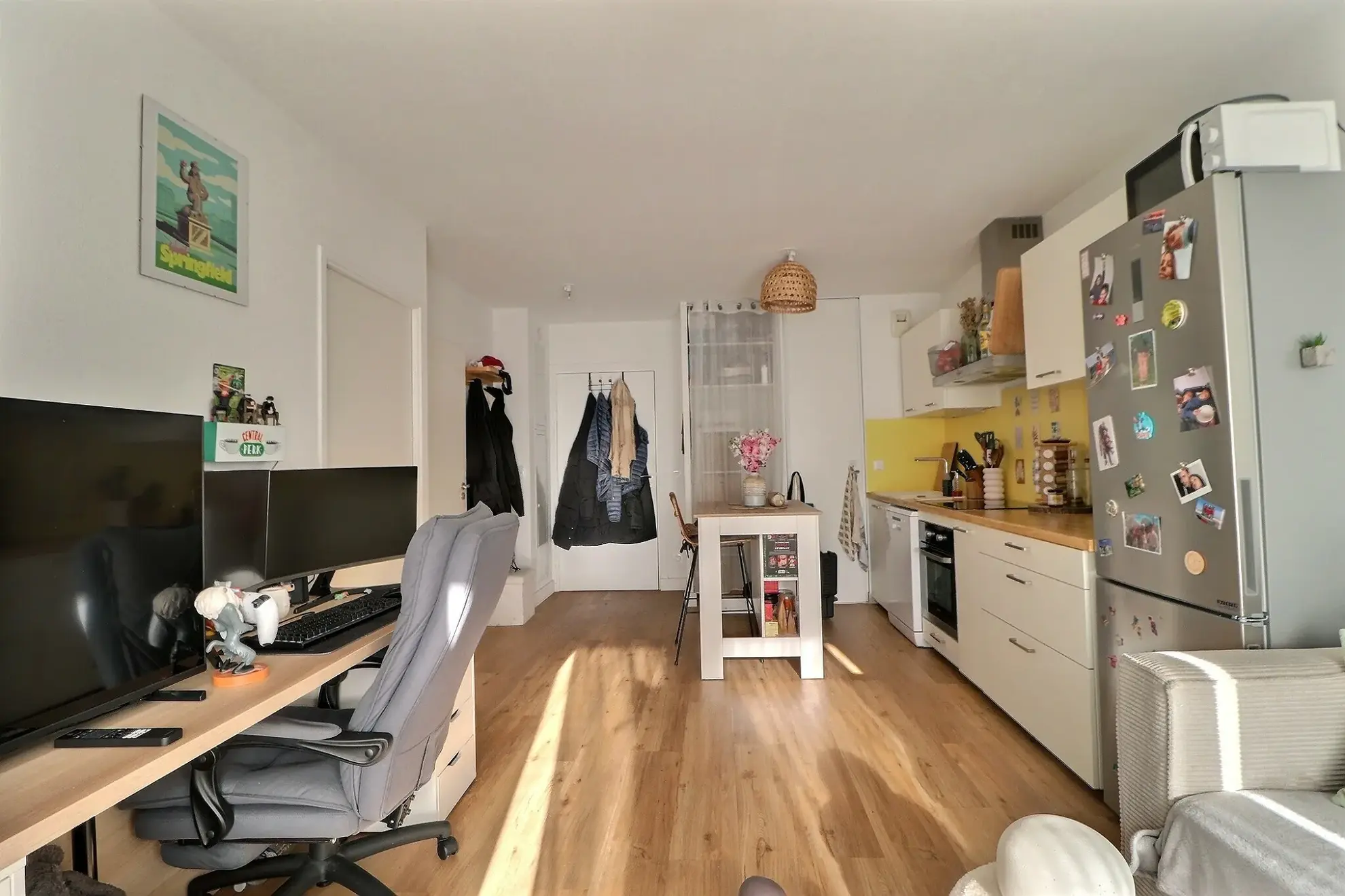 Appartement 2 pièces à vendre à Saint-Bres avec terrasse et parking privé 