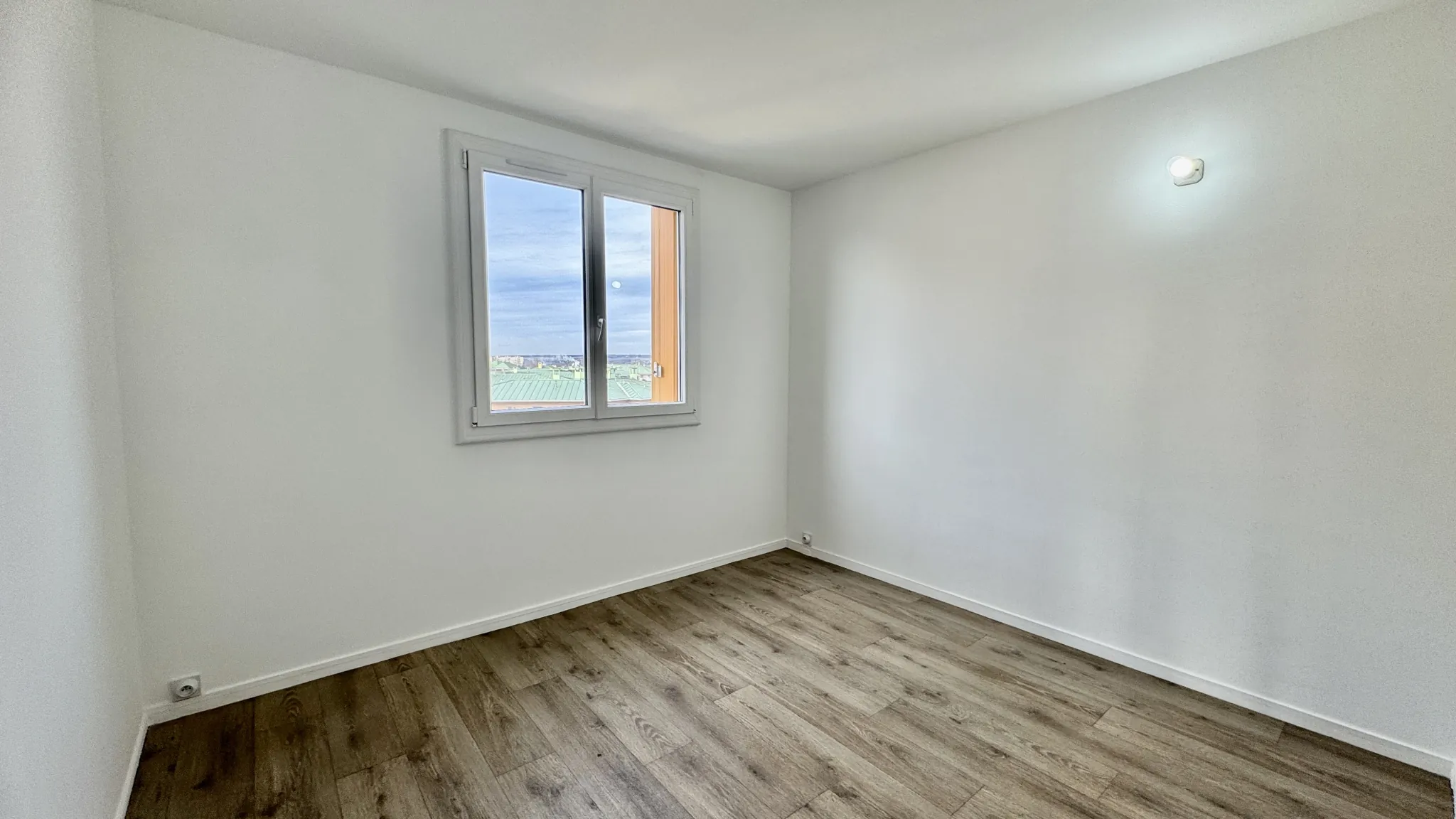 Appartement lumineux 4 pièces avec vue sur la Seine à Mantes-la-Jolie 