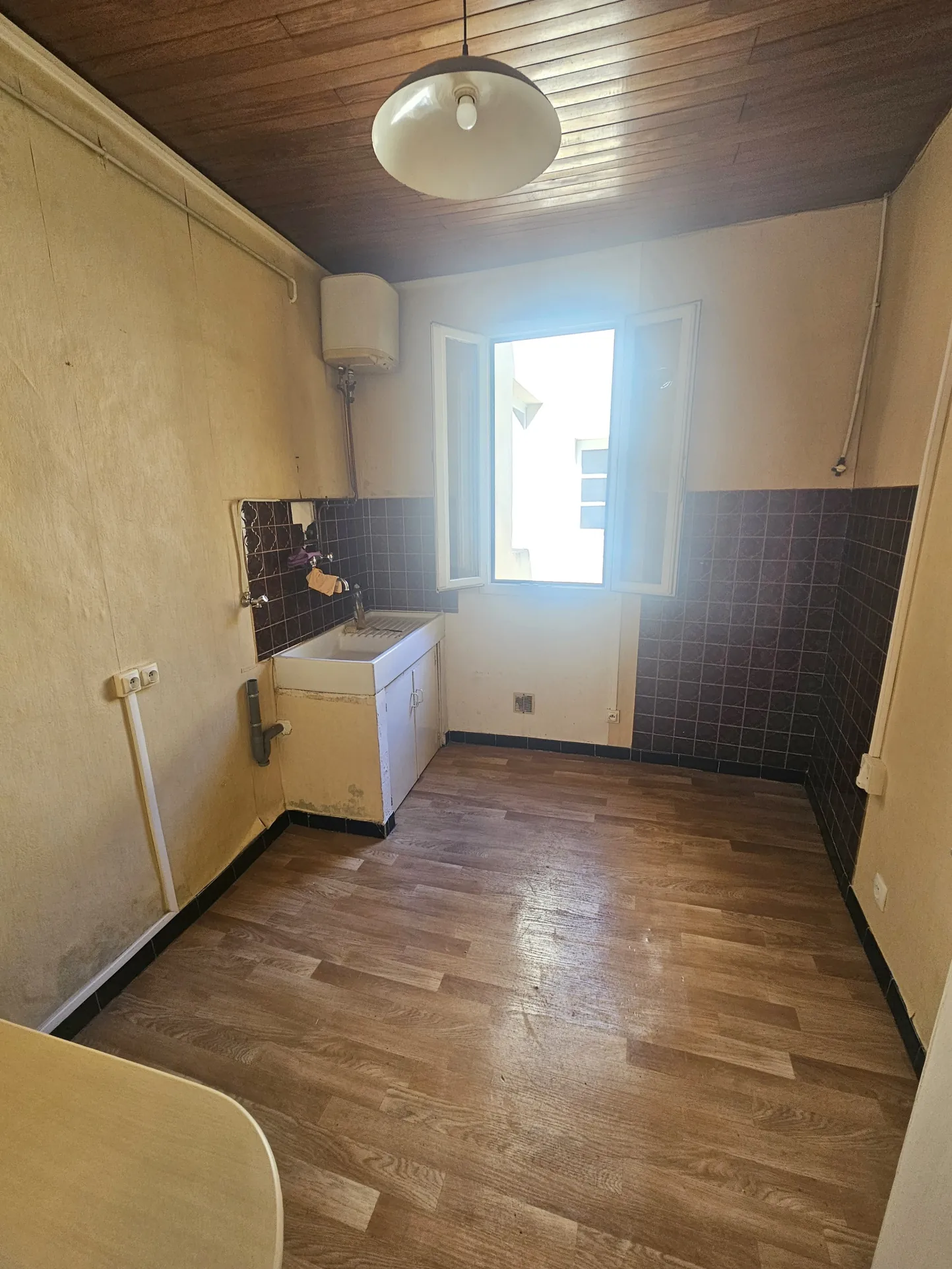 Appartement T2 à vendre à Montpellier Écusson, centre-ville, 38m², calme et lumineux 