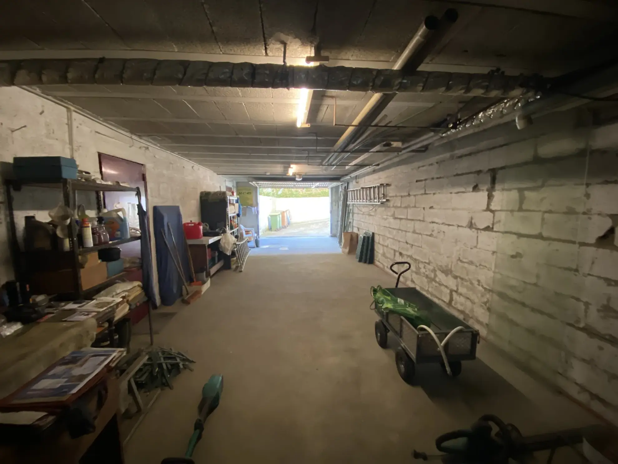 Maison individuelle de plain-pied à Richebourg, 97m2, terrain arboré, proche commodités 