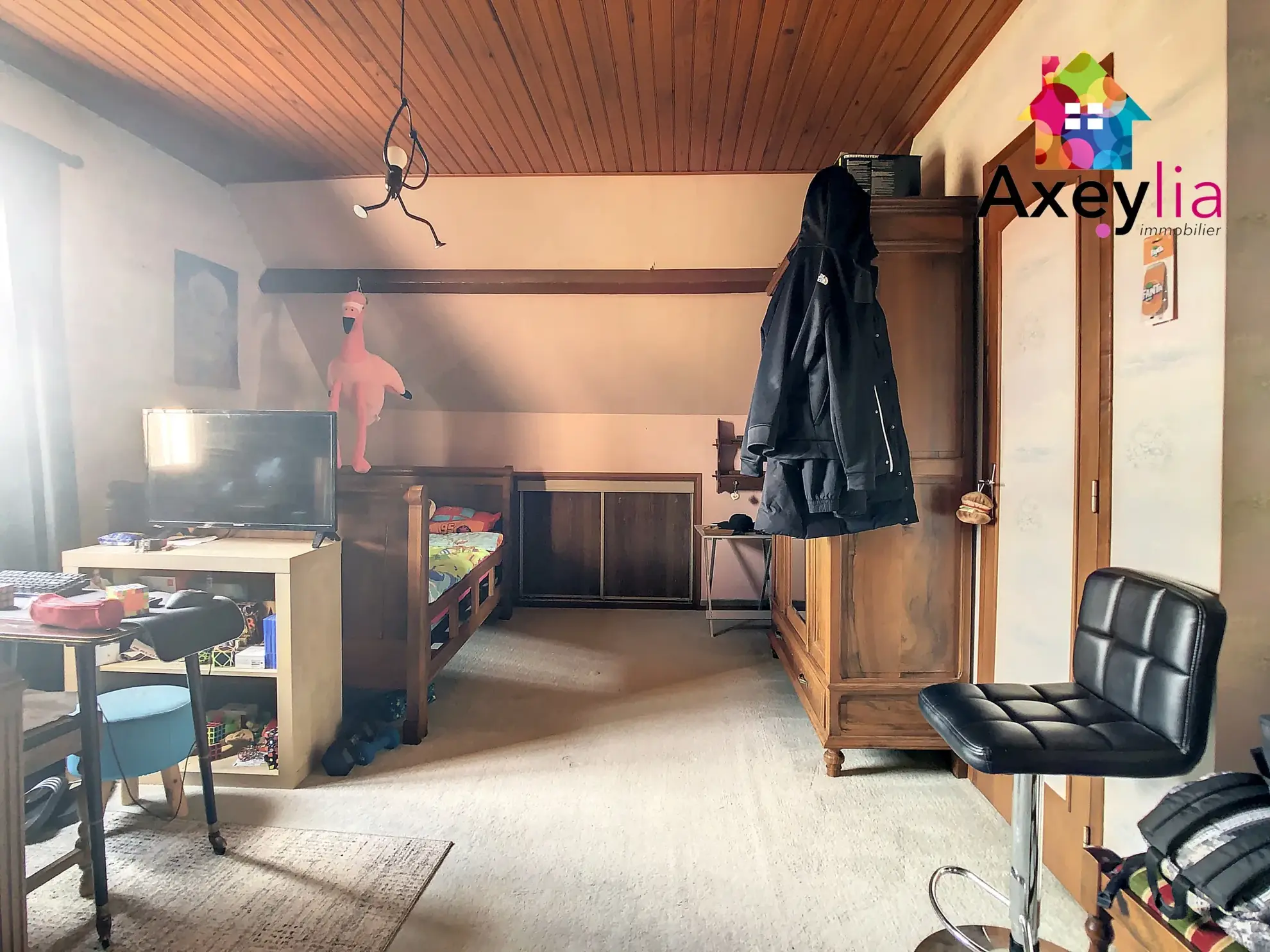 Maison familiale à Saint Agnan de 140 m² avec jardin et garage 